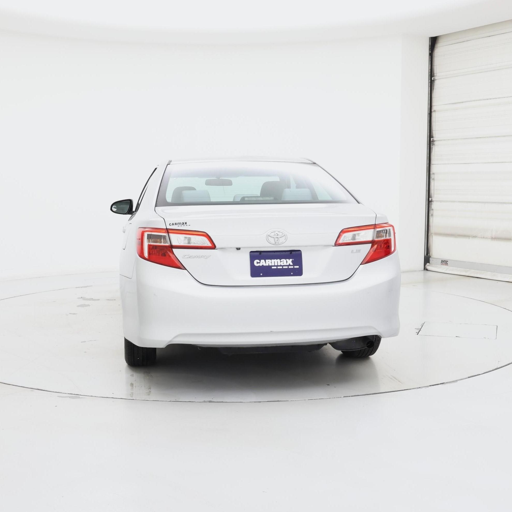 Thumbnail: 2014 Toyota Camry - 6