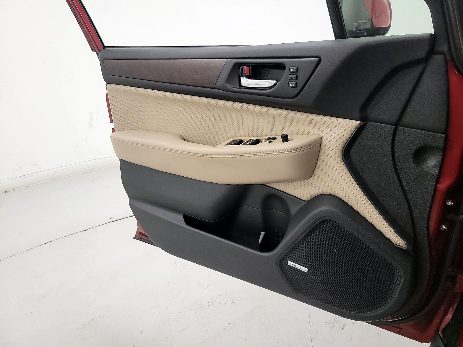 Thumbnail: 2015 Subaru Outback - 12
