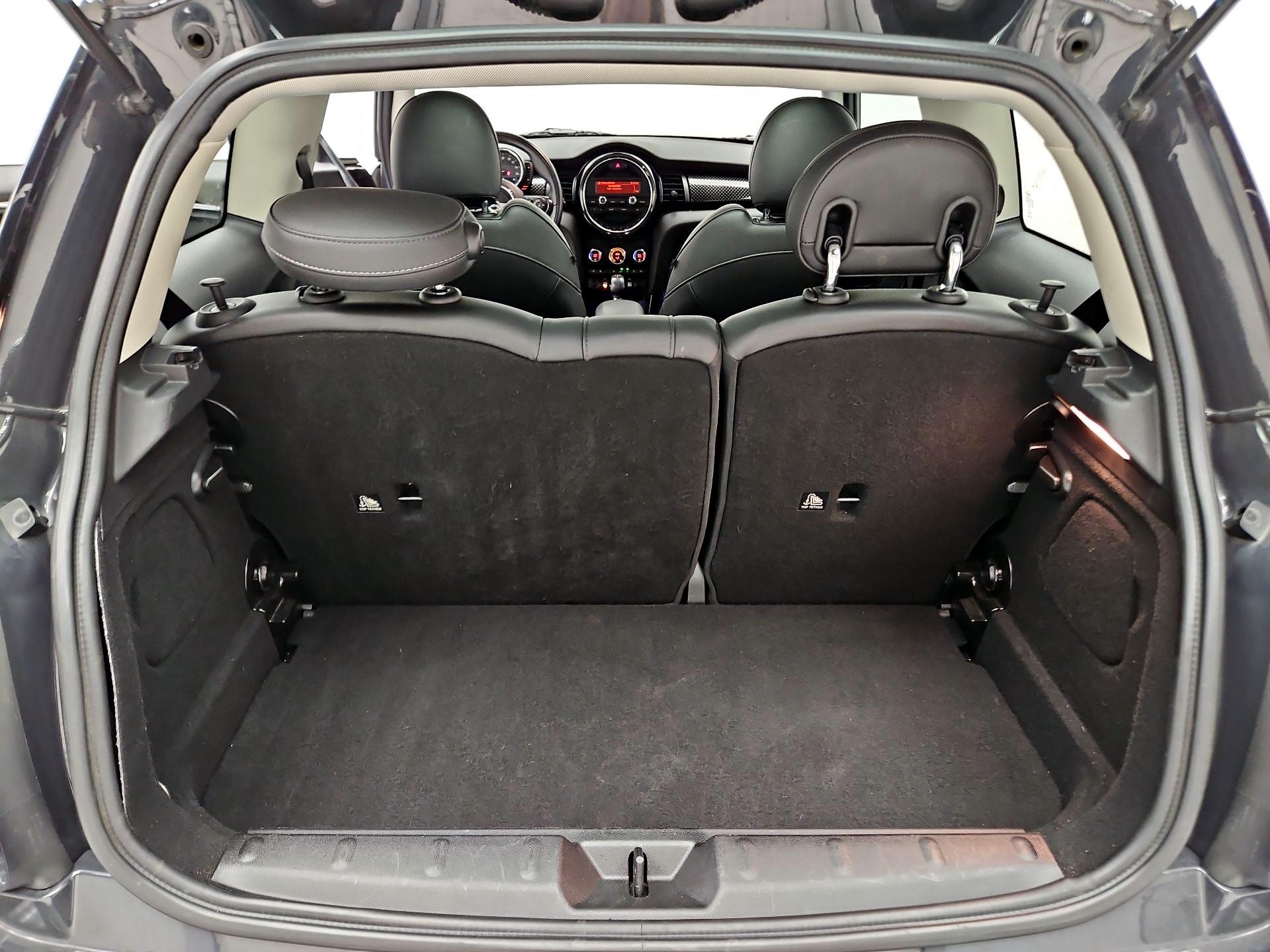 Thumbnail: 2015 MINI Cooper Hardtop - 20