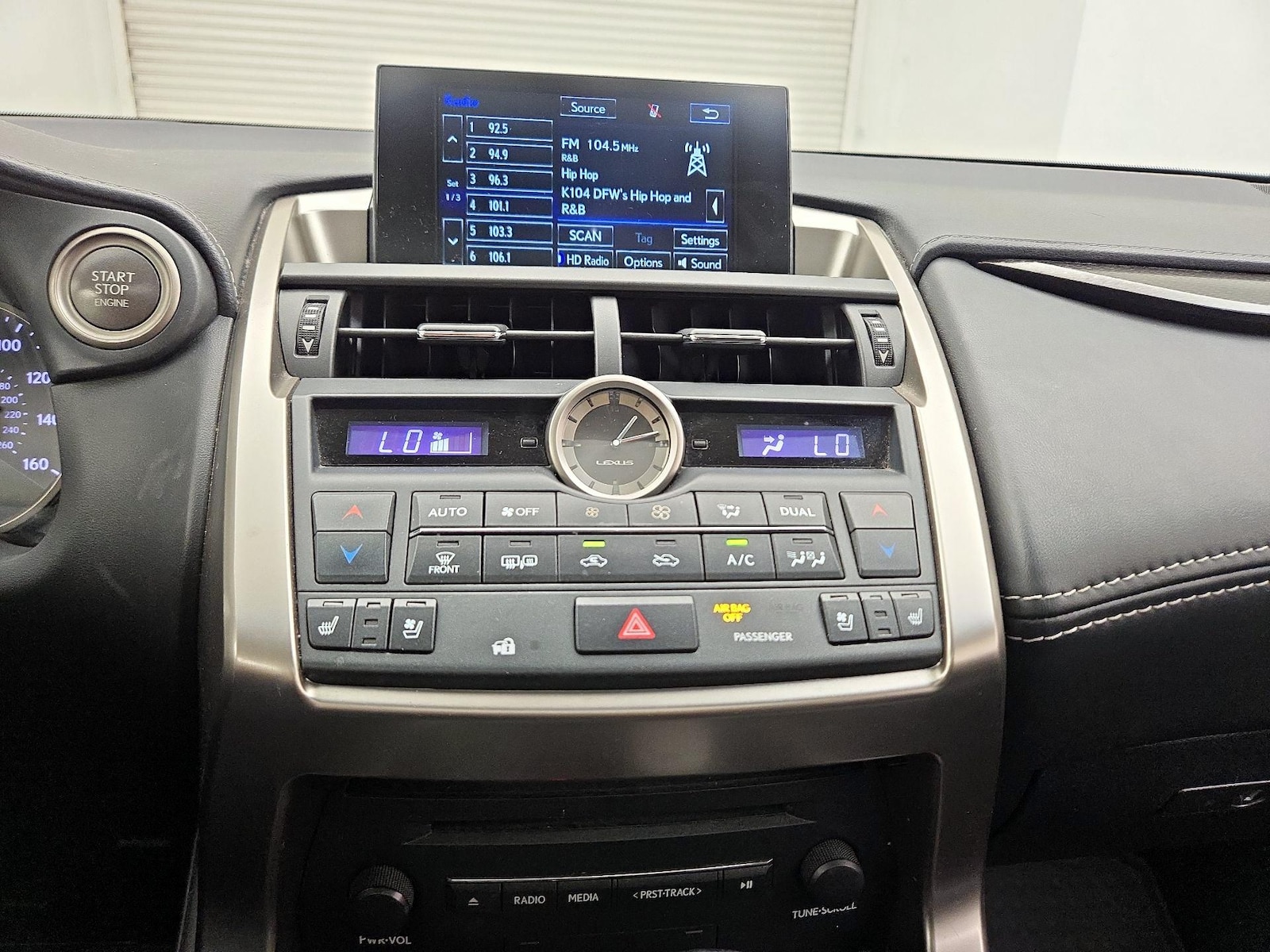 2016 Lexus NX 200t - Photo 17