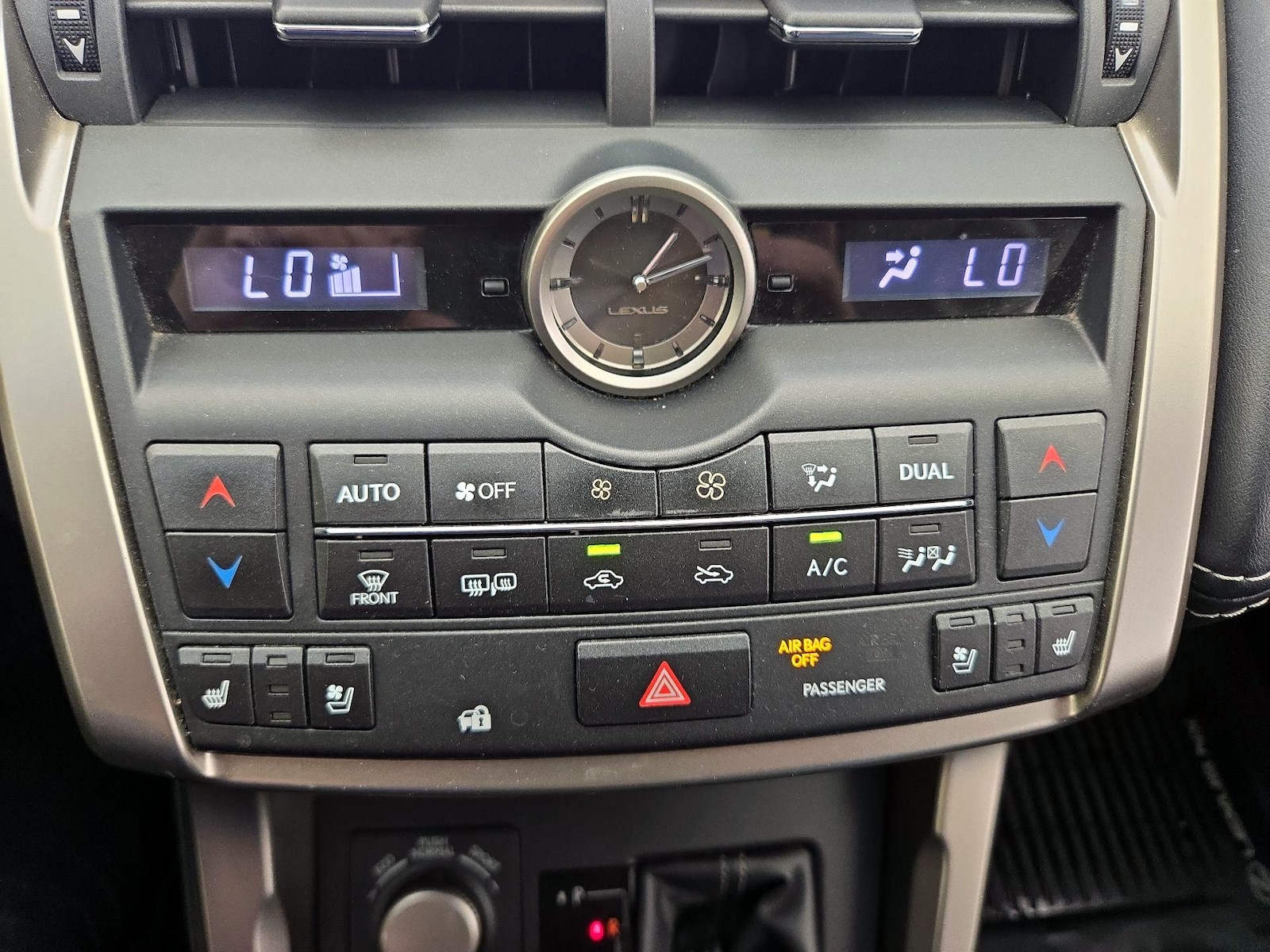 2016 Lexus NX 200t - Photo 18