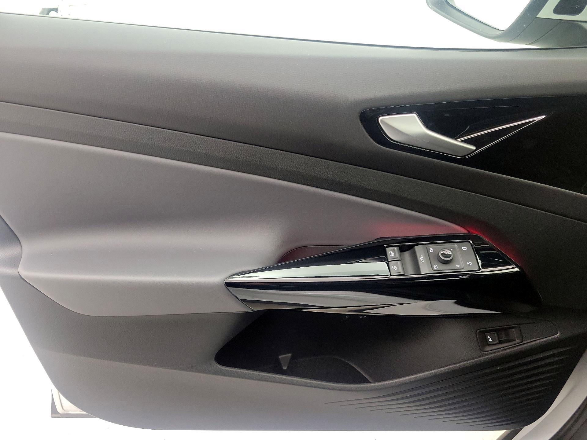 Thumbnail: 2022 Volkswagen ID.4 - 12