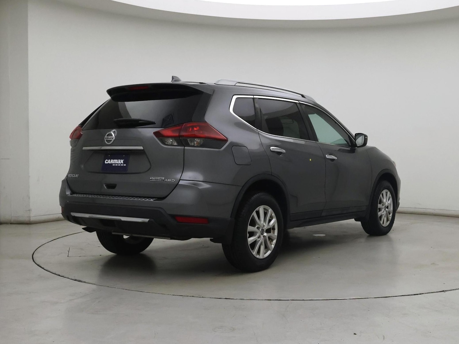 2019 Nissan Rogue S - Photo 9