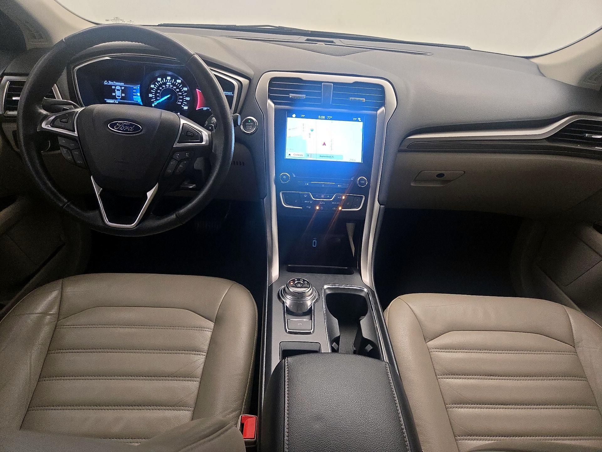Thumbnail: 2017 Ford Fusion - 9