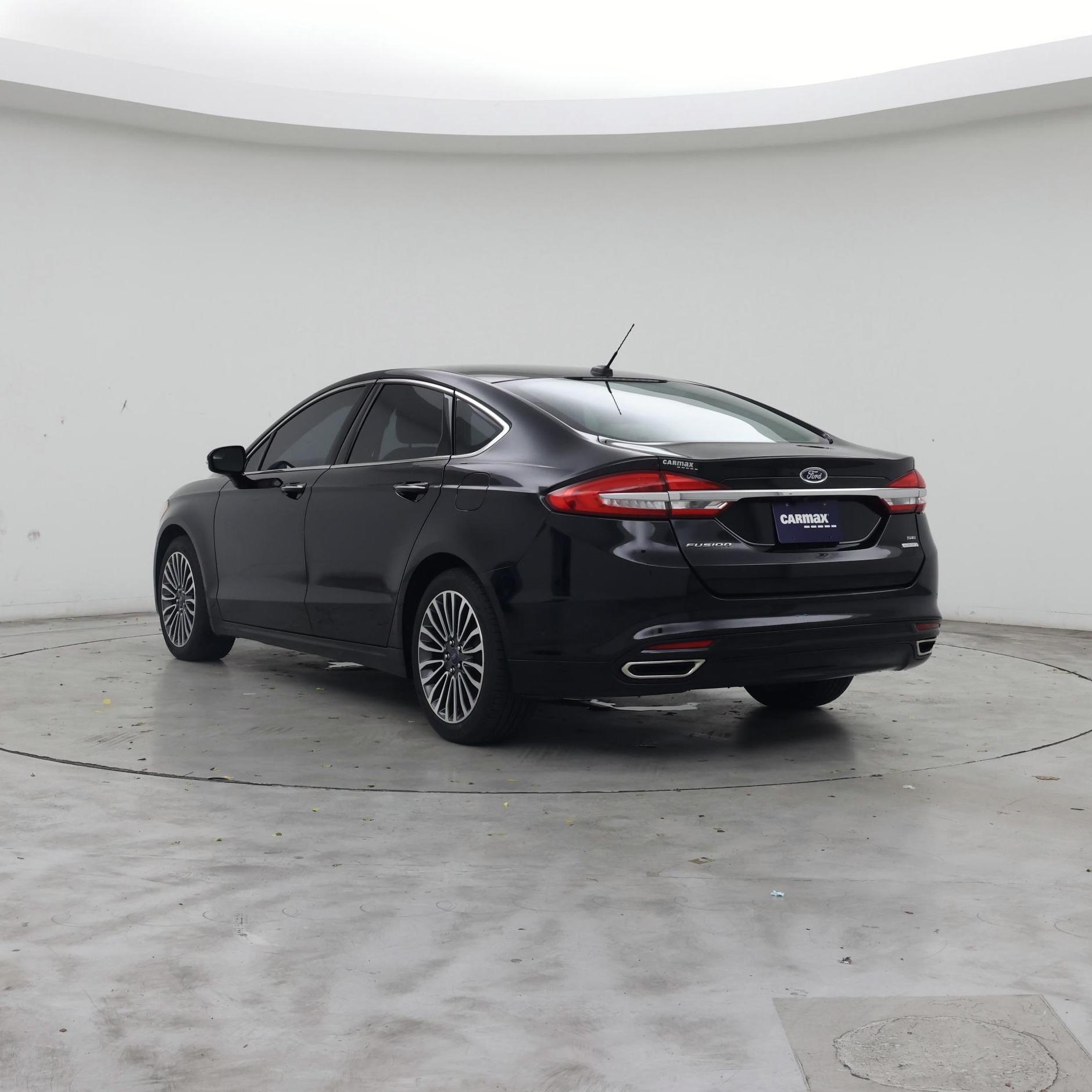 Thumbnail: 2017 Ford Fusion - 2