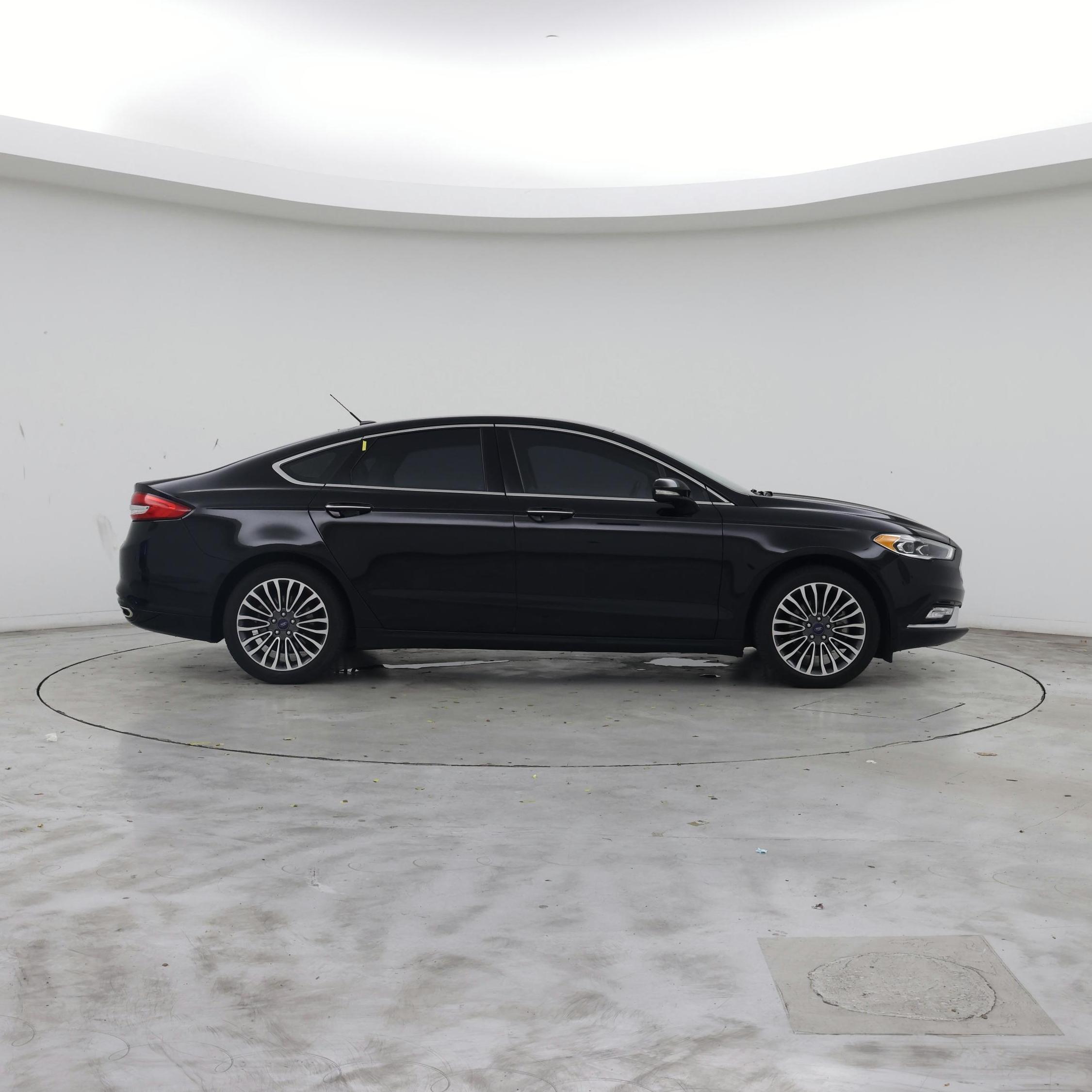 Thumbnail: 2017 Ford Fusion - 7