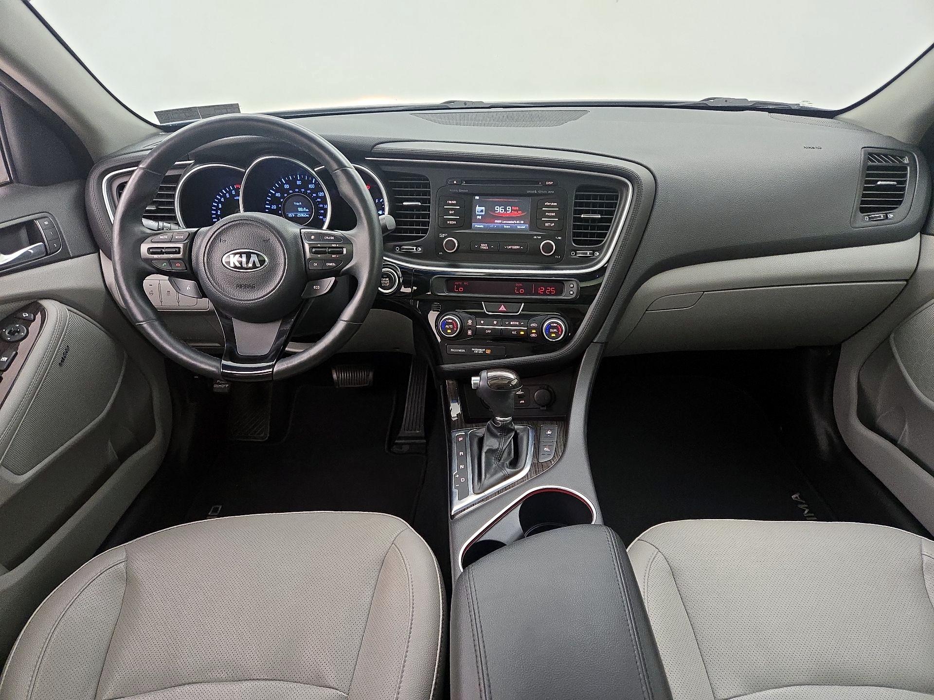 Thumbnail: 2015 Kia Optima - 9