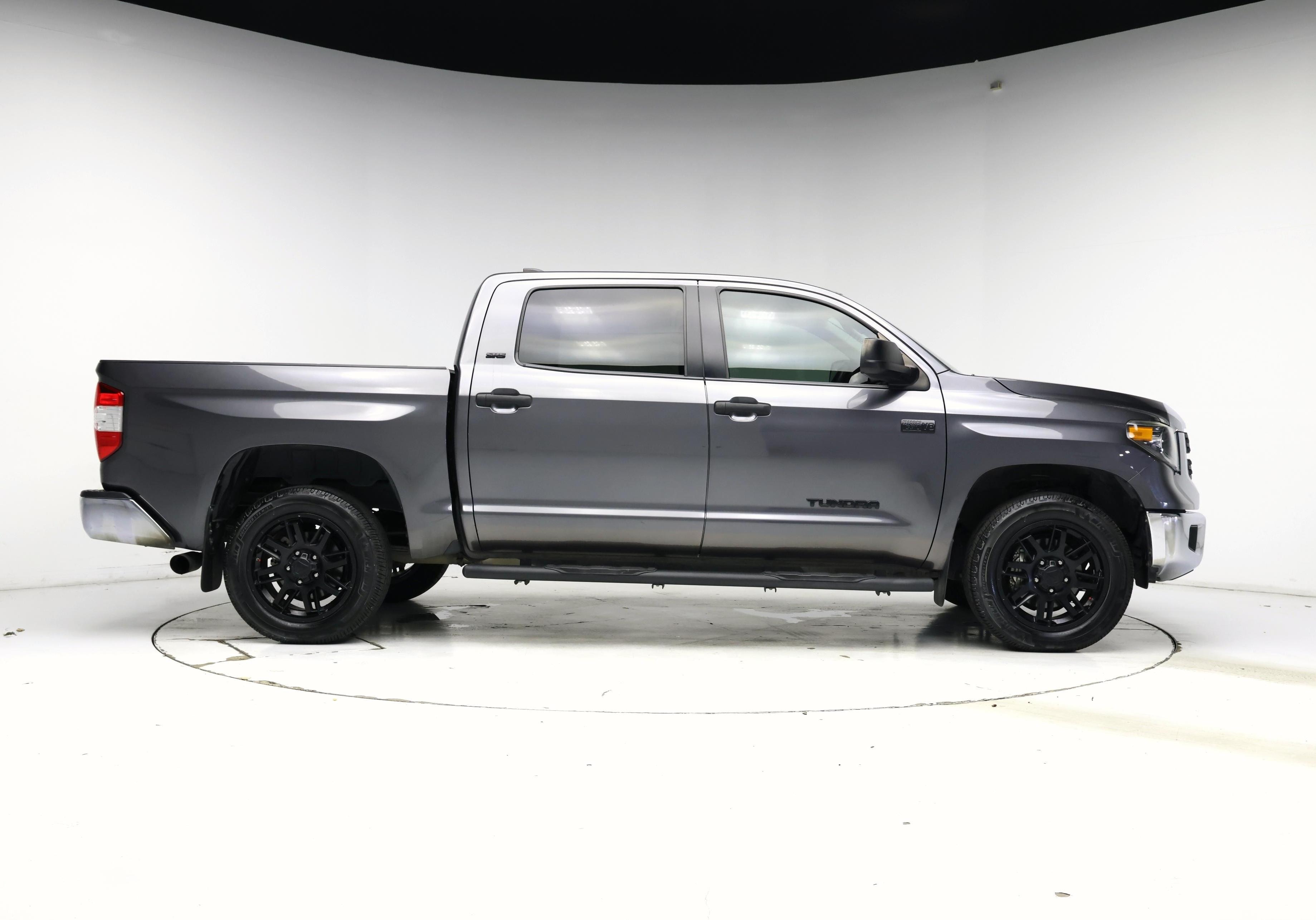Thumbnail: 2021 Toyota Tundra - 7