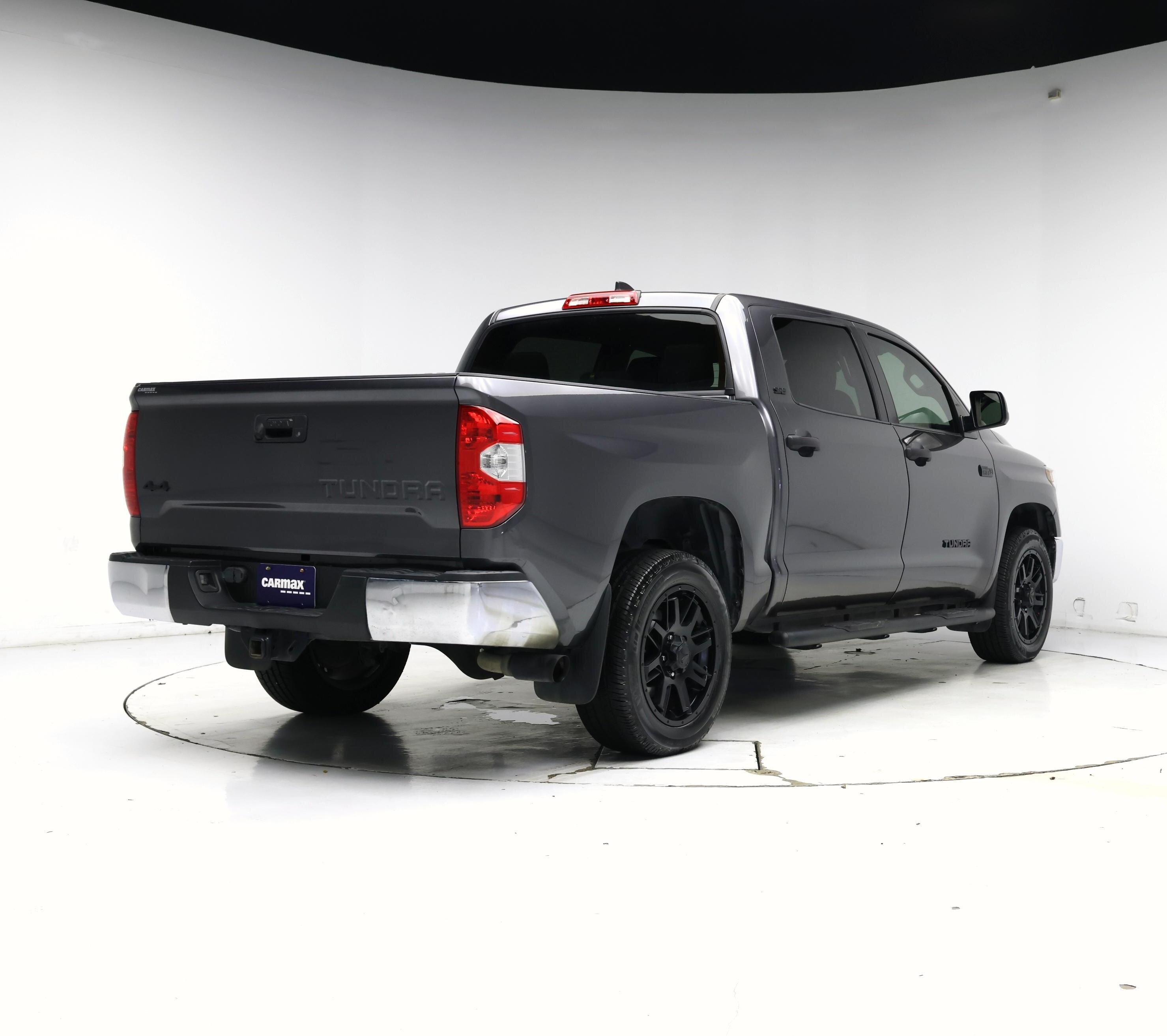 Thumbnail: 2021 Toyota Tundra - 8