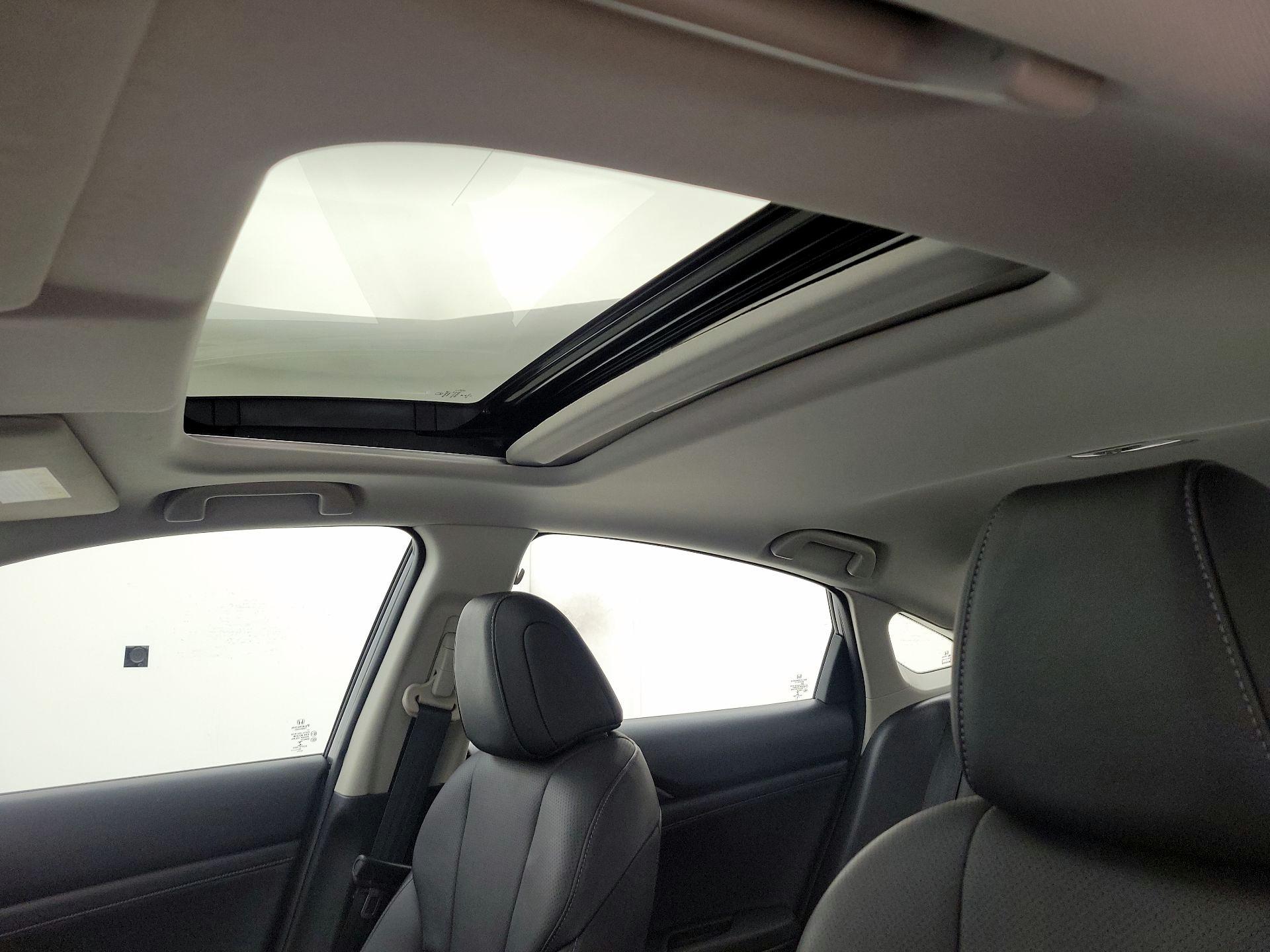 Thumbnail: 2019 Honda Insight - 20