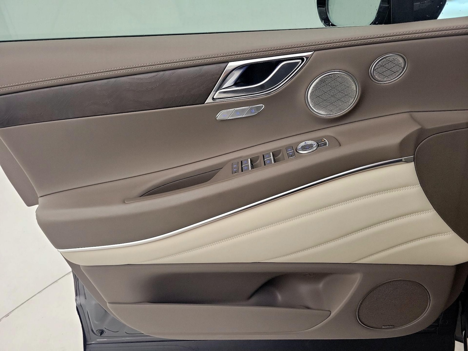 2023 GENESIS GV80 Standard - Photo 13