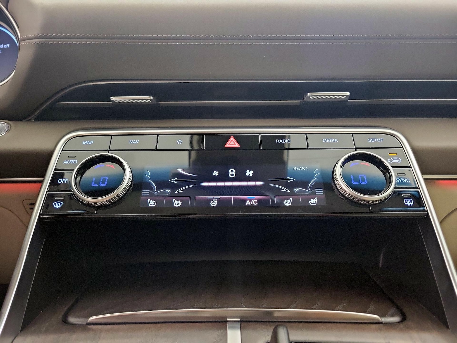 2023 GENESIS GV80 Standard - Photo 17
