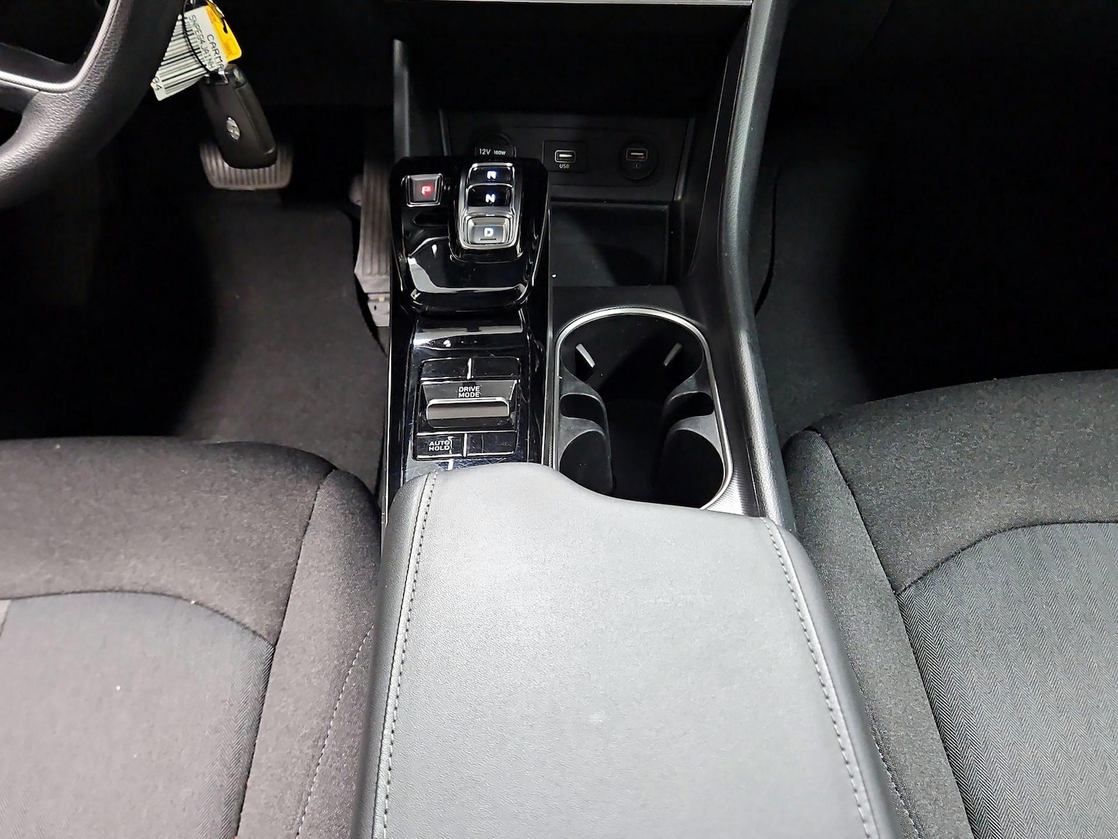 2022 Hyundai Sonata SE - Photo 18