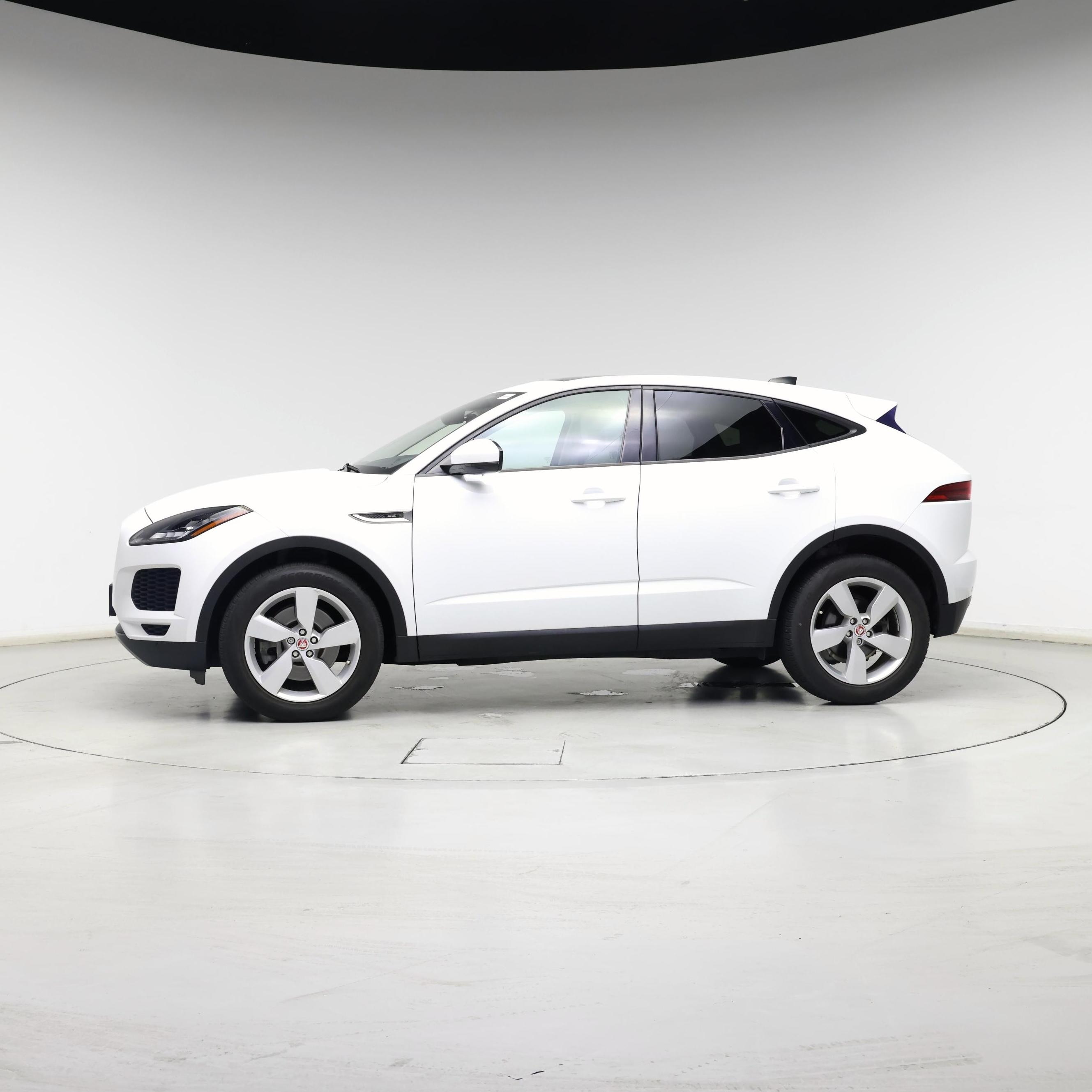 Thumbnail: 2020 Jaguar E-Pace - 3