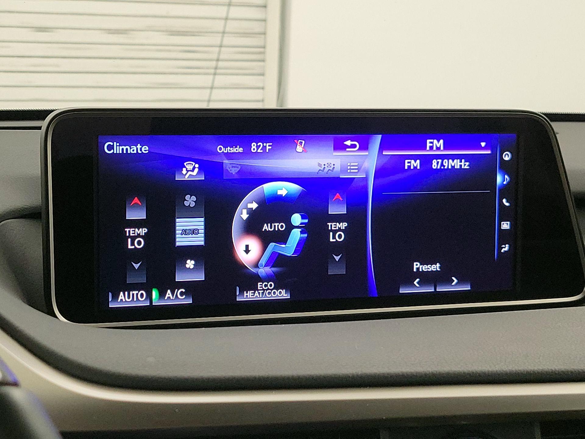 Thumbnail: 2019 Lexus RX - 15