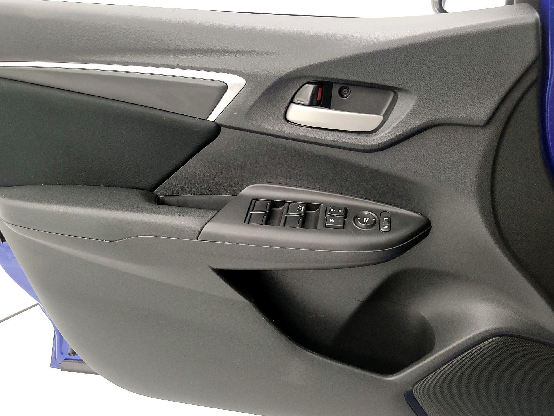 Thumbnail: 2015 Honda Fit - 12