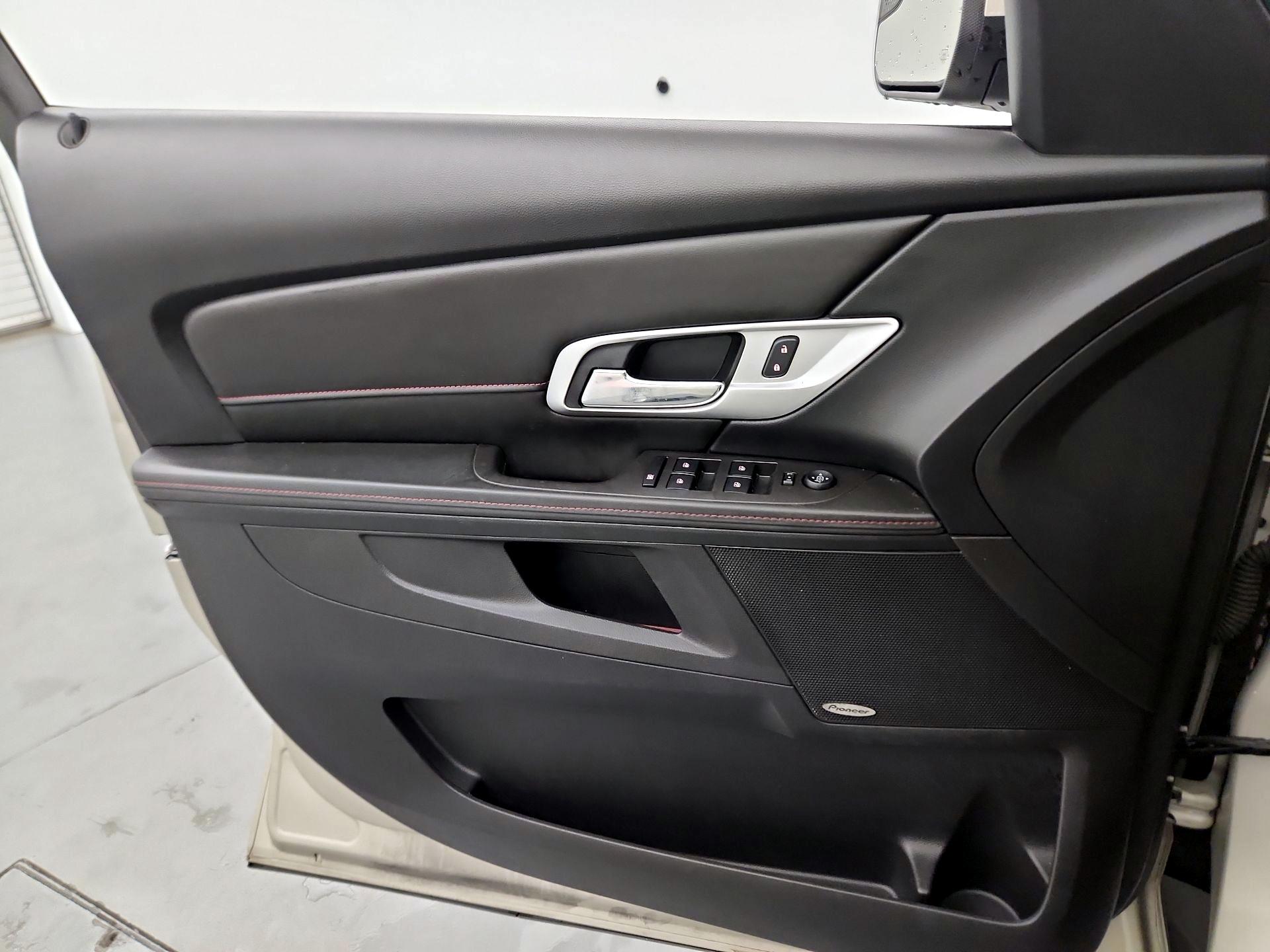 Thumbnail: 2014 GMC Terrain - 12