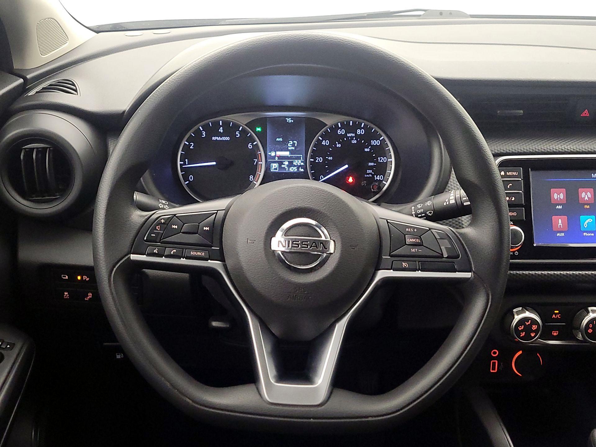 Thumbnail: 2021 Nissan Kicks - 10