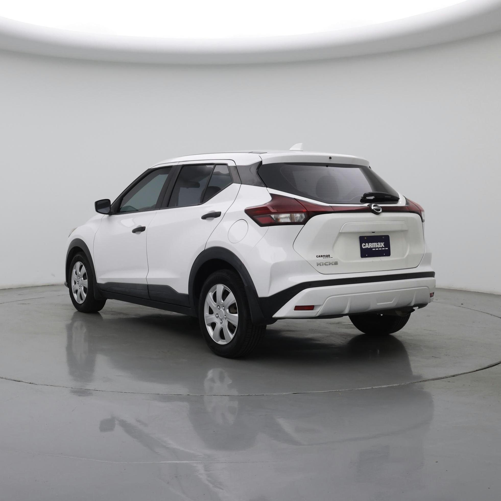 Thumbnail: 2021 Nissan Kicks - 2