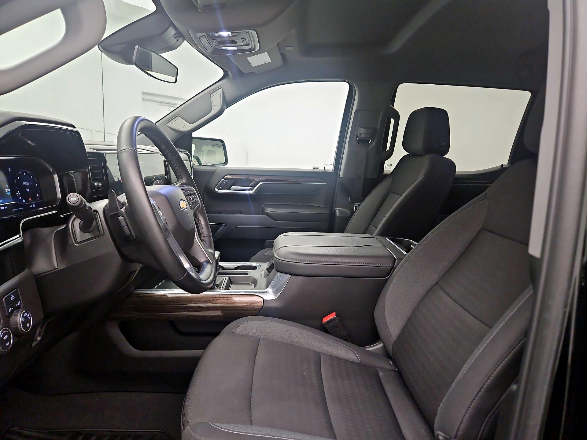 Thumbnail: 2024 Chevrolet Silverado 1500 - 9