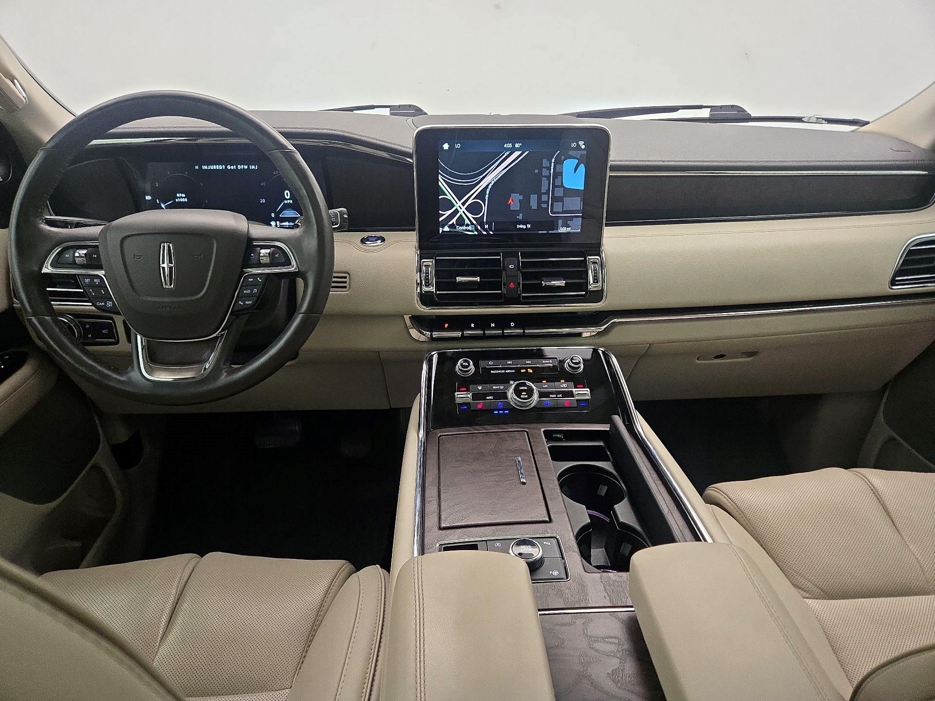 Thumbnail: 2019 Lincoln Navigator - 9
