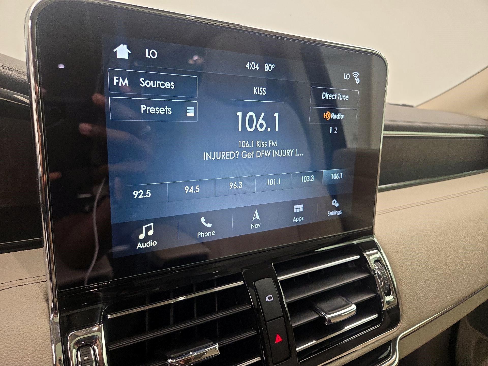 Thumbnail: 2019 Lincoln Navigator - 16