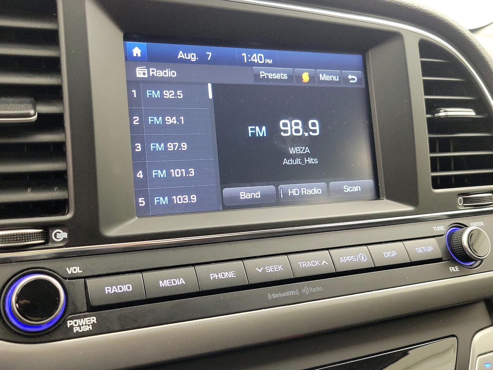 2018 Hyundai Elantra SE - Photo 16