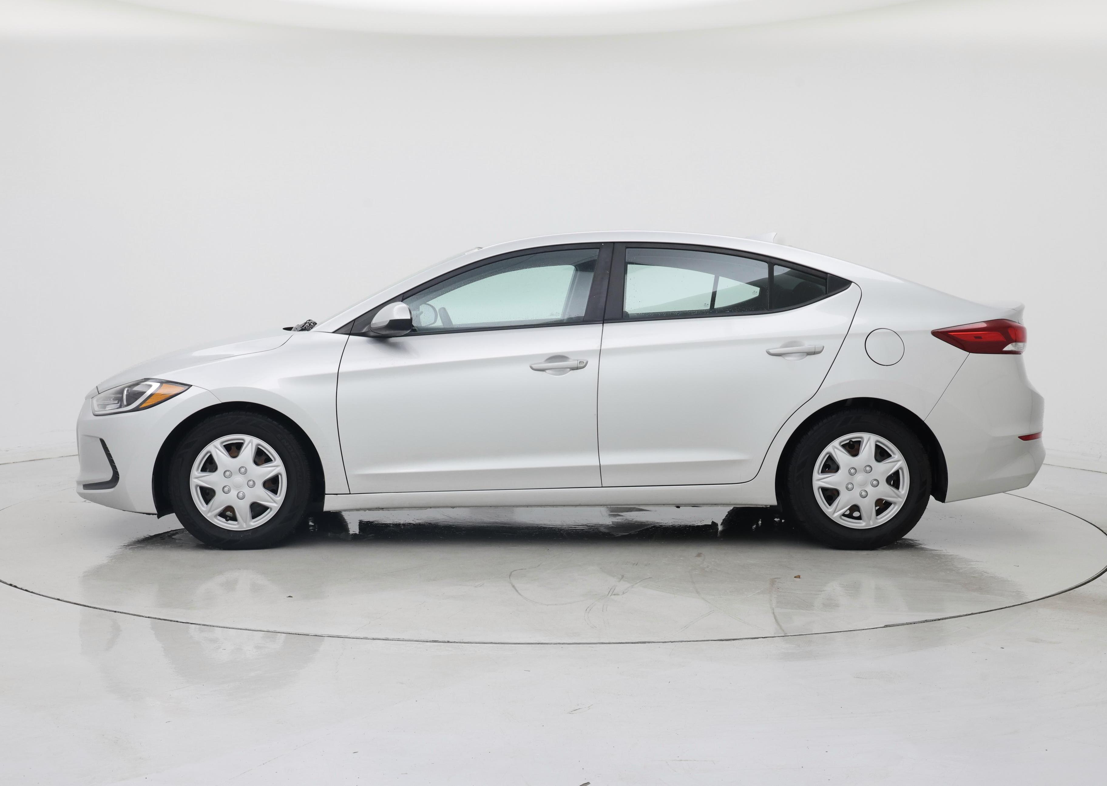 Thumbnail: 2018 Hyundai Elantra - 3