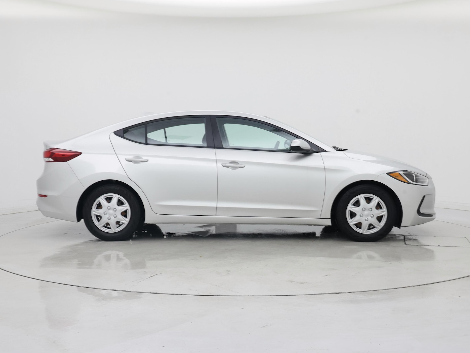 2018 Hyundai Elantra SE - Photo 8