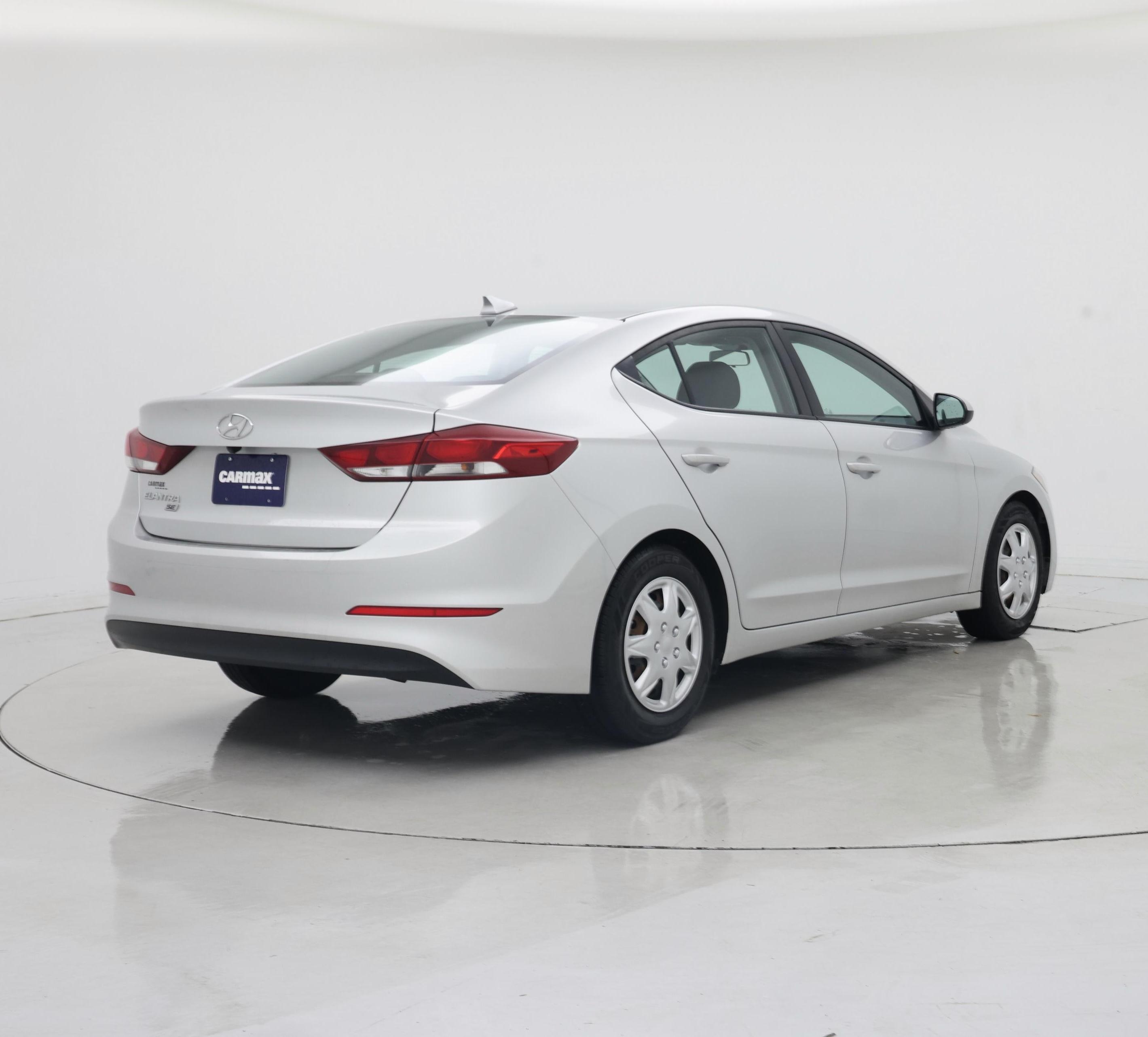 Thumbnail: 2018 Hyundai Elantra - 8