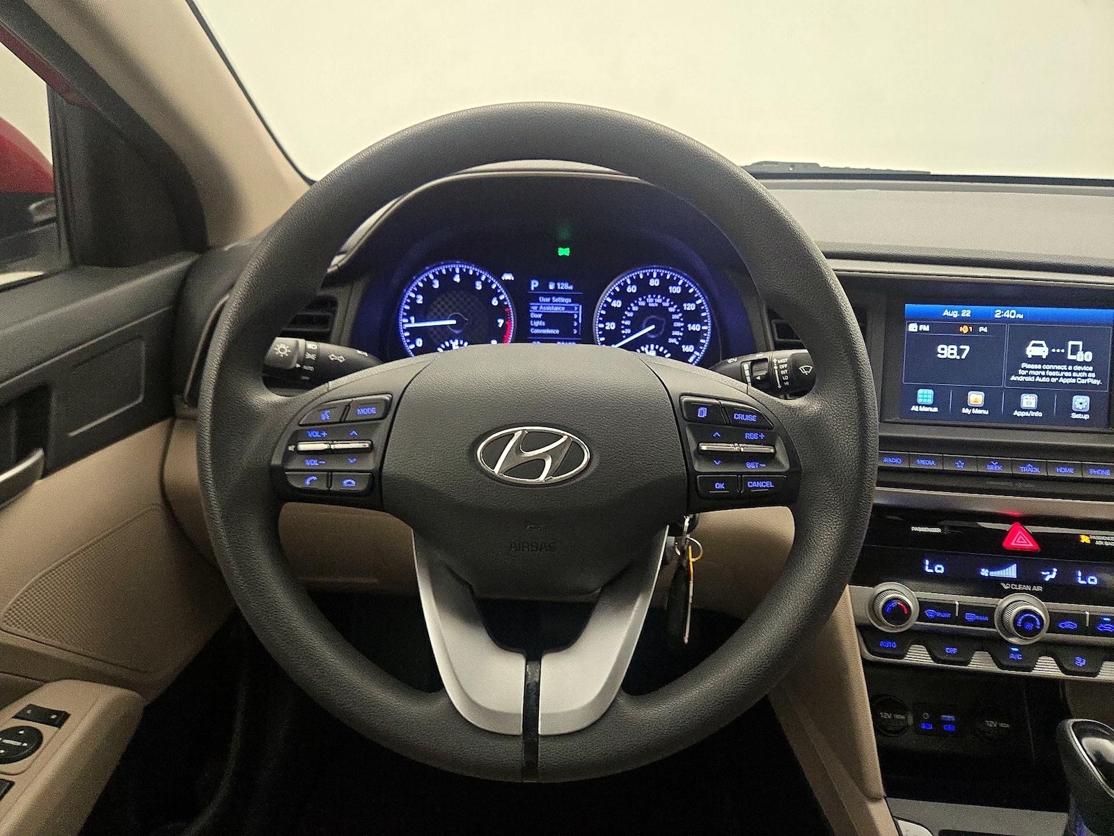 2020 Hyundai Elantra SEL - Photo 11