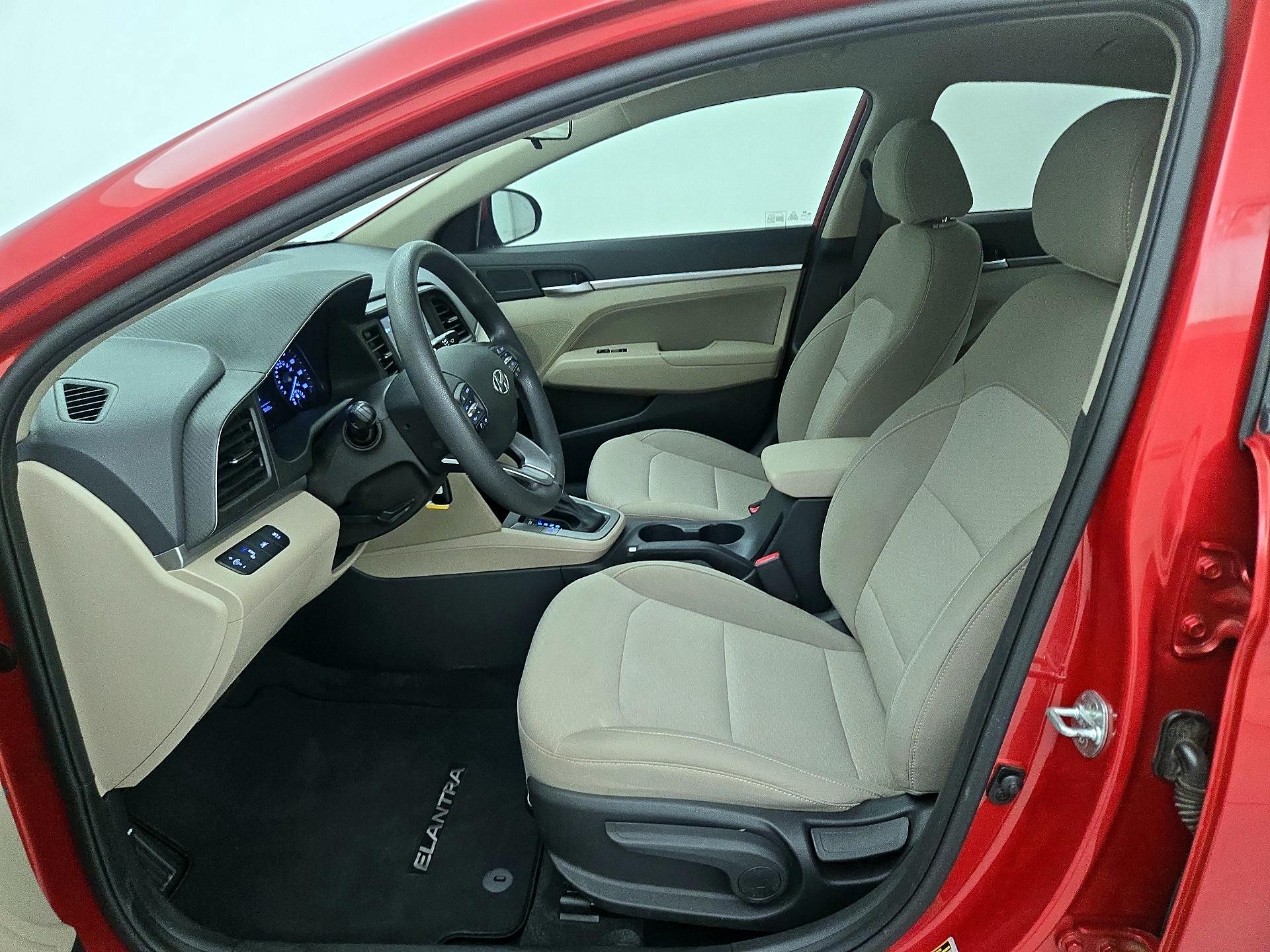 Thumbnail: 2020 Hyundai Elantra - 11