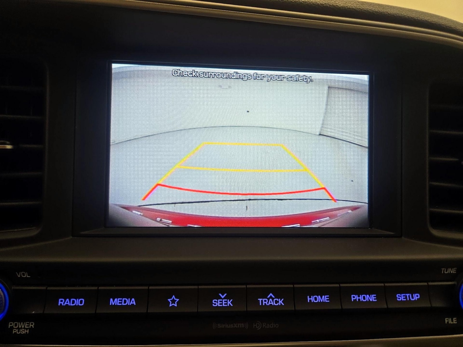 2020 Hyundai Elantra SEL - Photo 15
