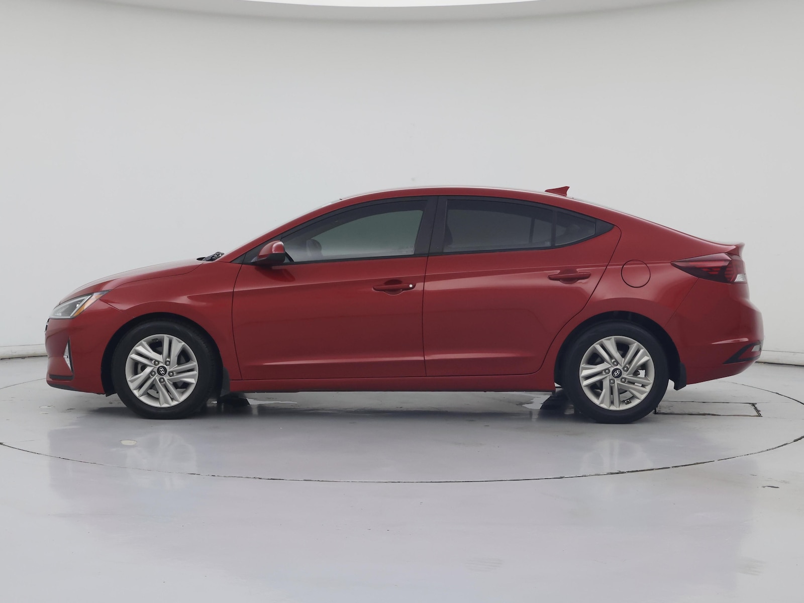 2020 Hyundai Elantra SEL - Photo 4