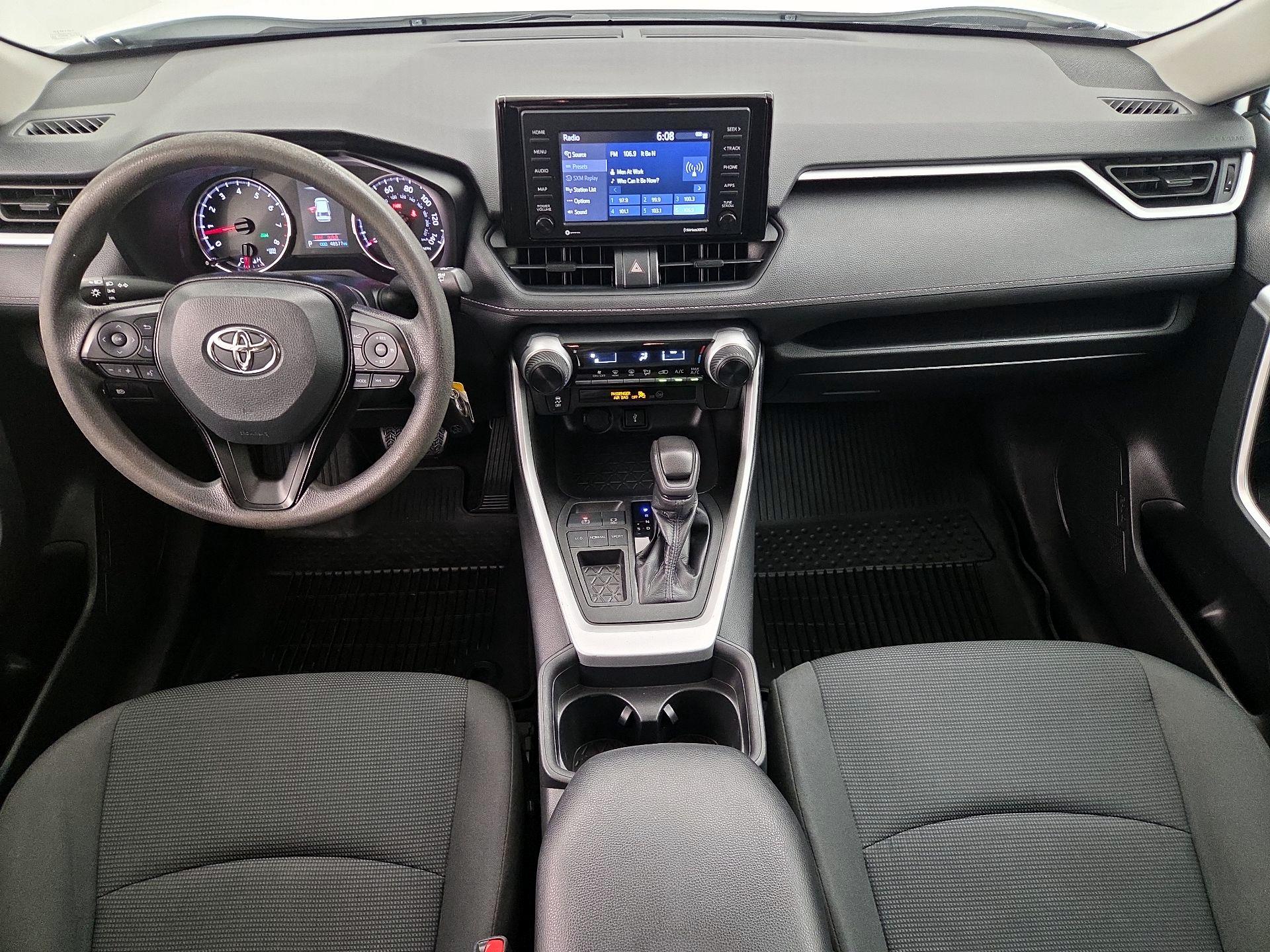Thumbnail: 2021 Toyota RAV4 - 9