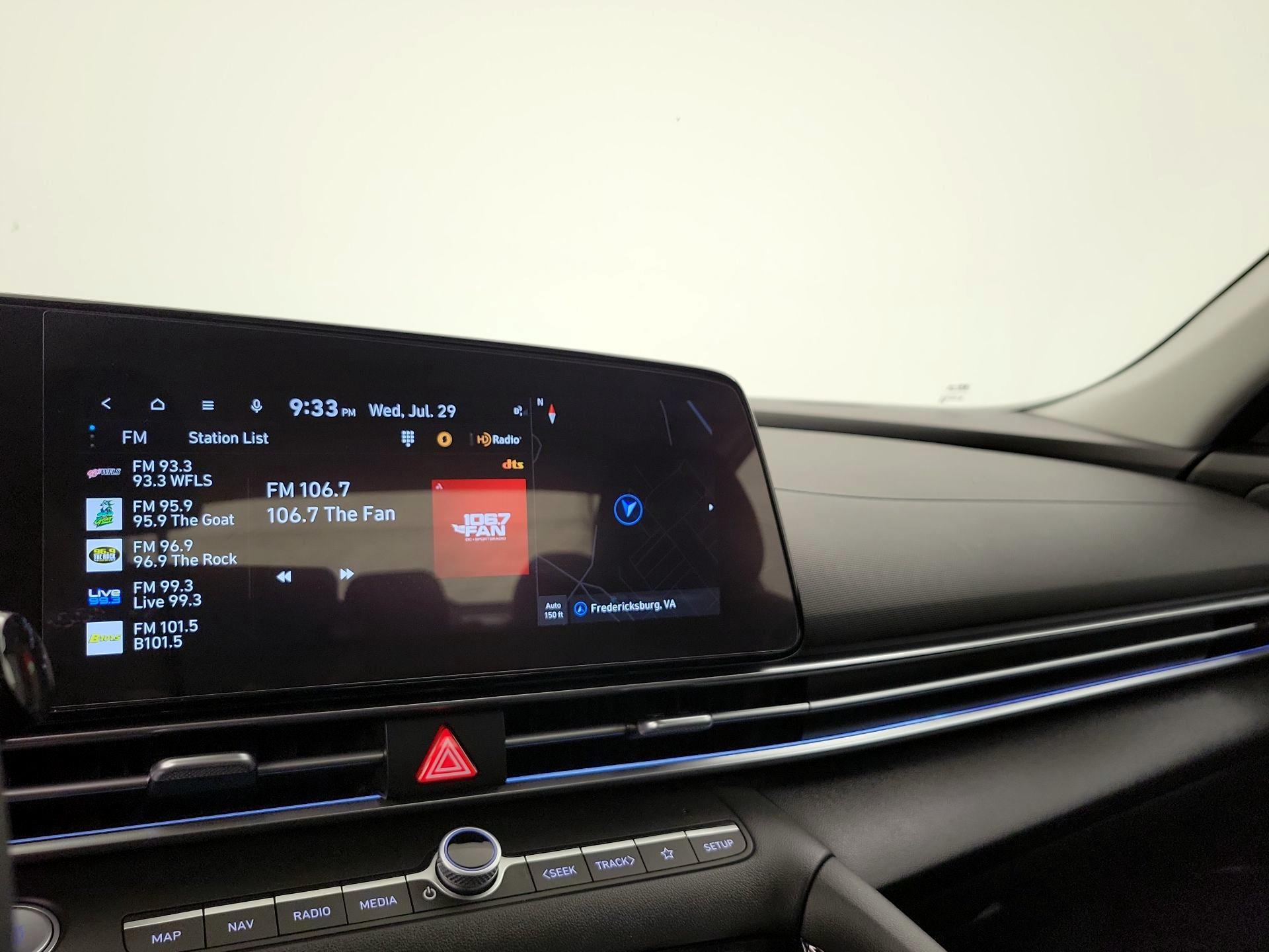 Thumbnail: 2024 Hyundai Elantra - 16