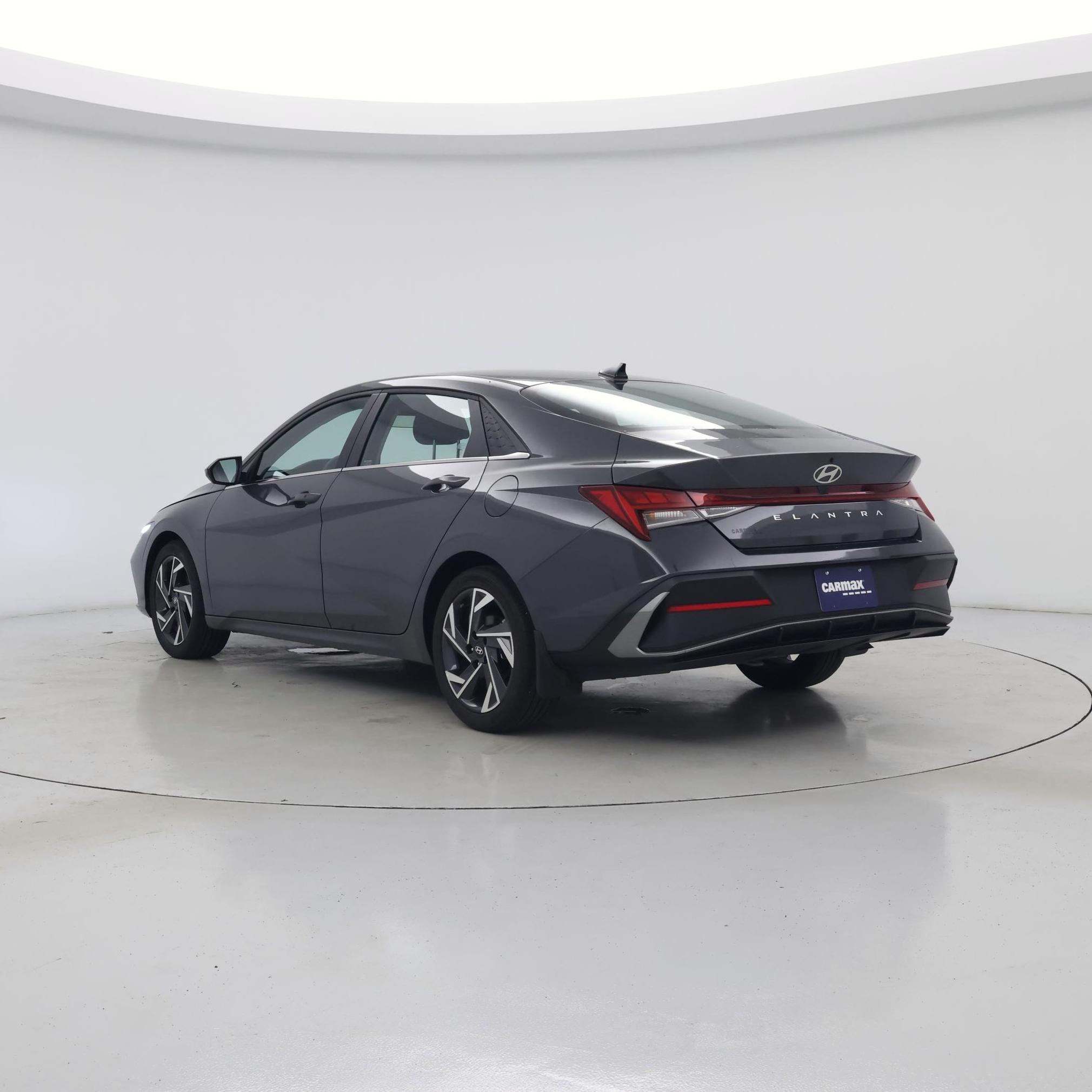 Thumbnail: 2024 Hyundai Elantra - 2
