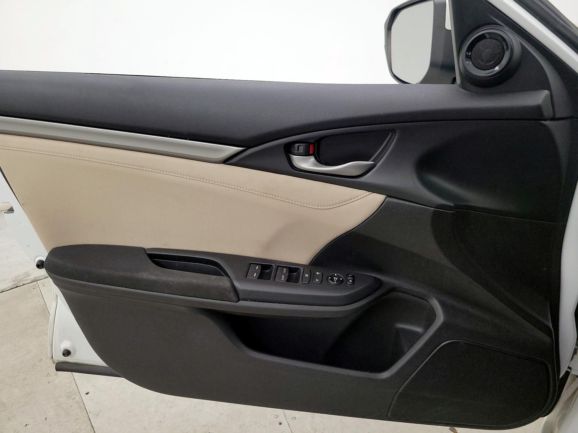 Thumbnail: 2018 Honda Civic - 12