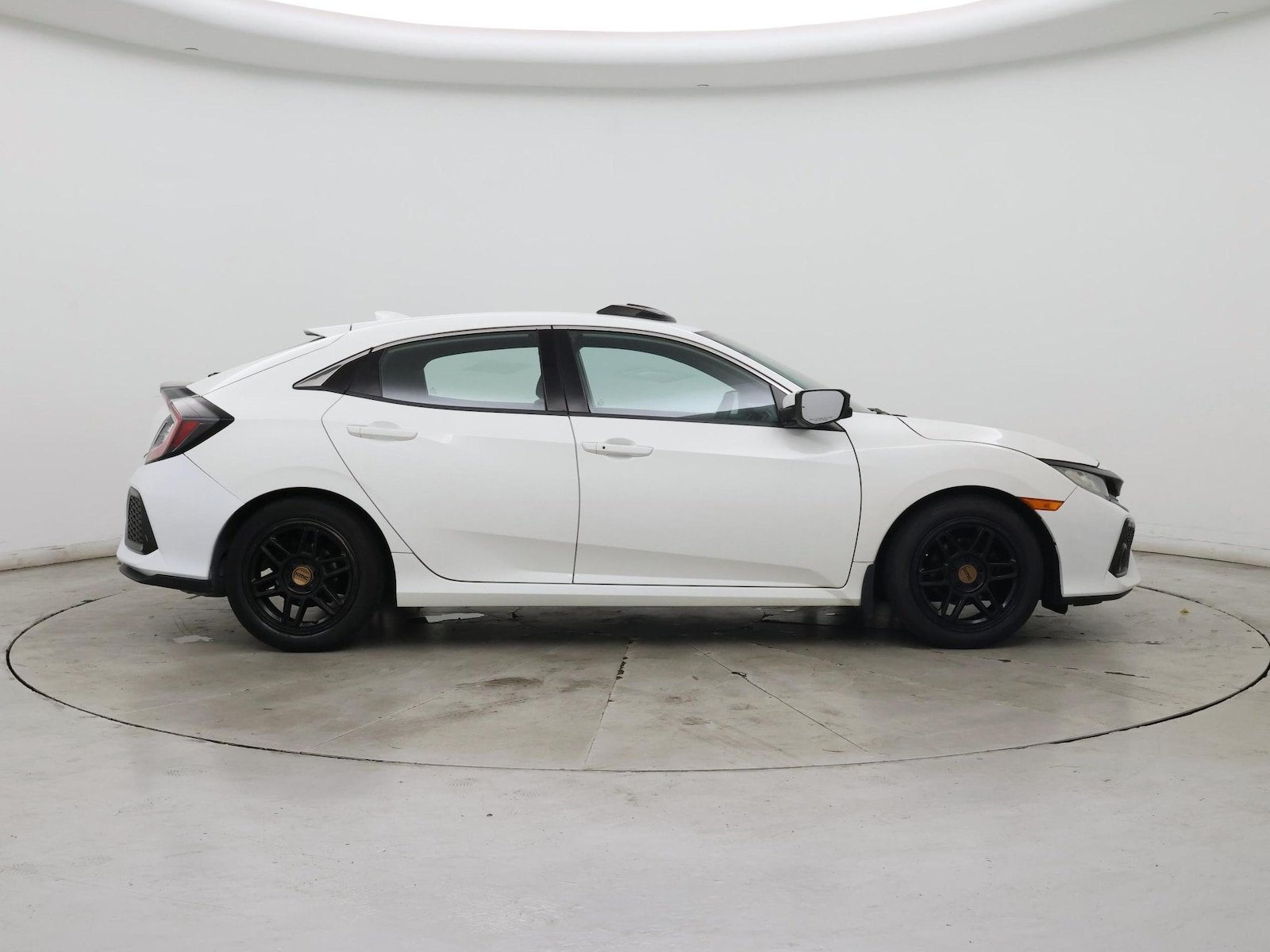 2018 Honda Civic Hatchback EX - Photo 8