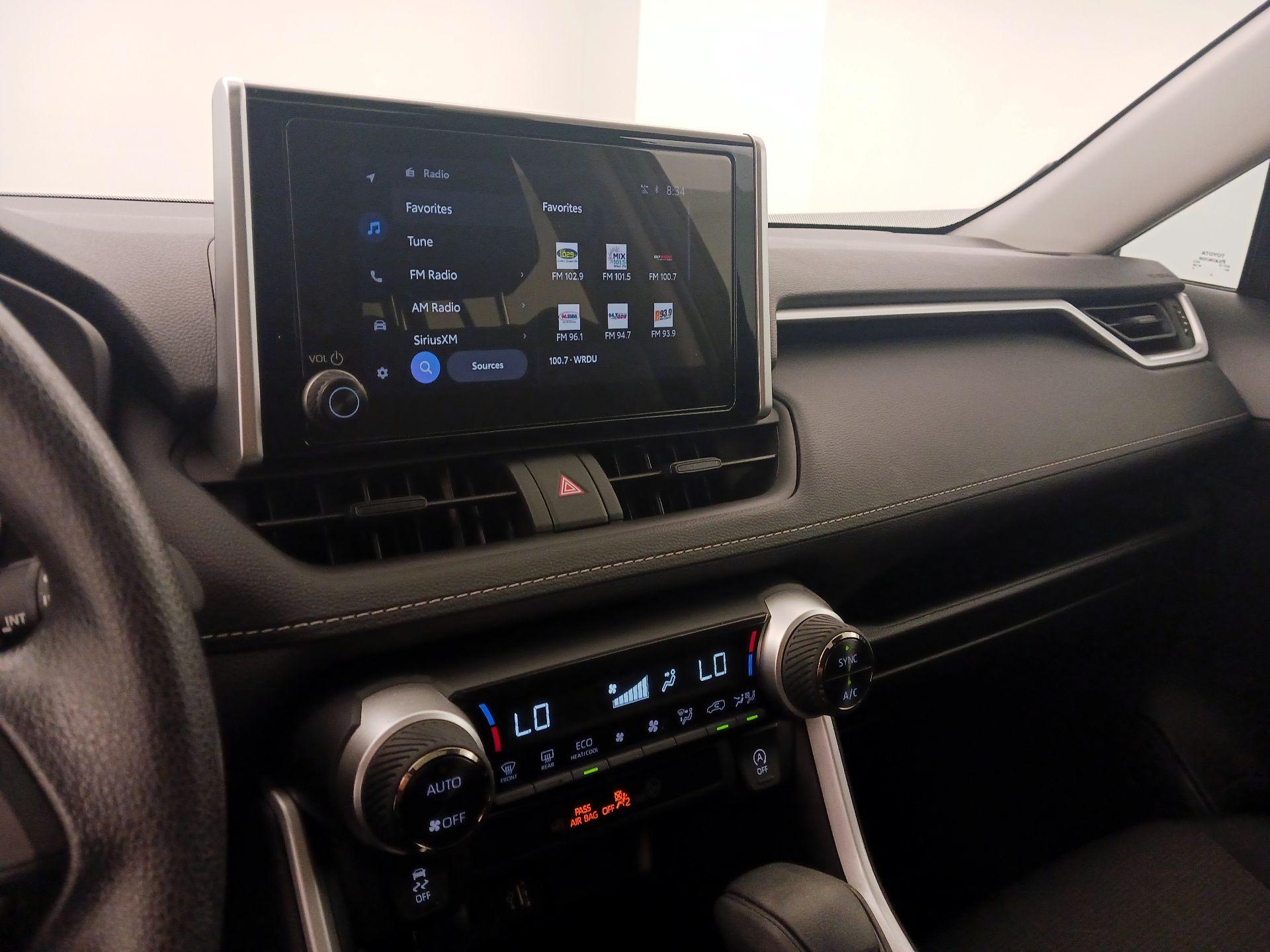Thumbnail: 2025 Toyota RAV4 - 15
