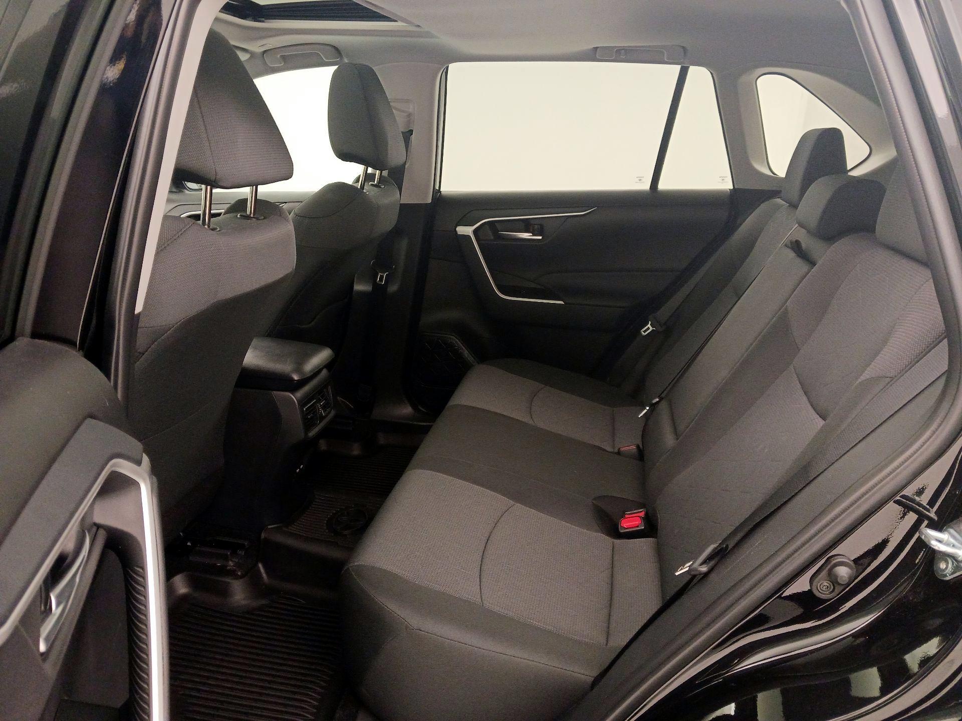 Thumbnail: 2025 Toyota RAV4 - 20