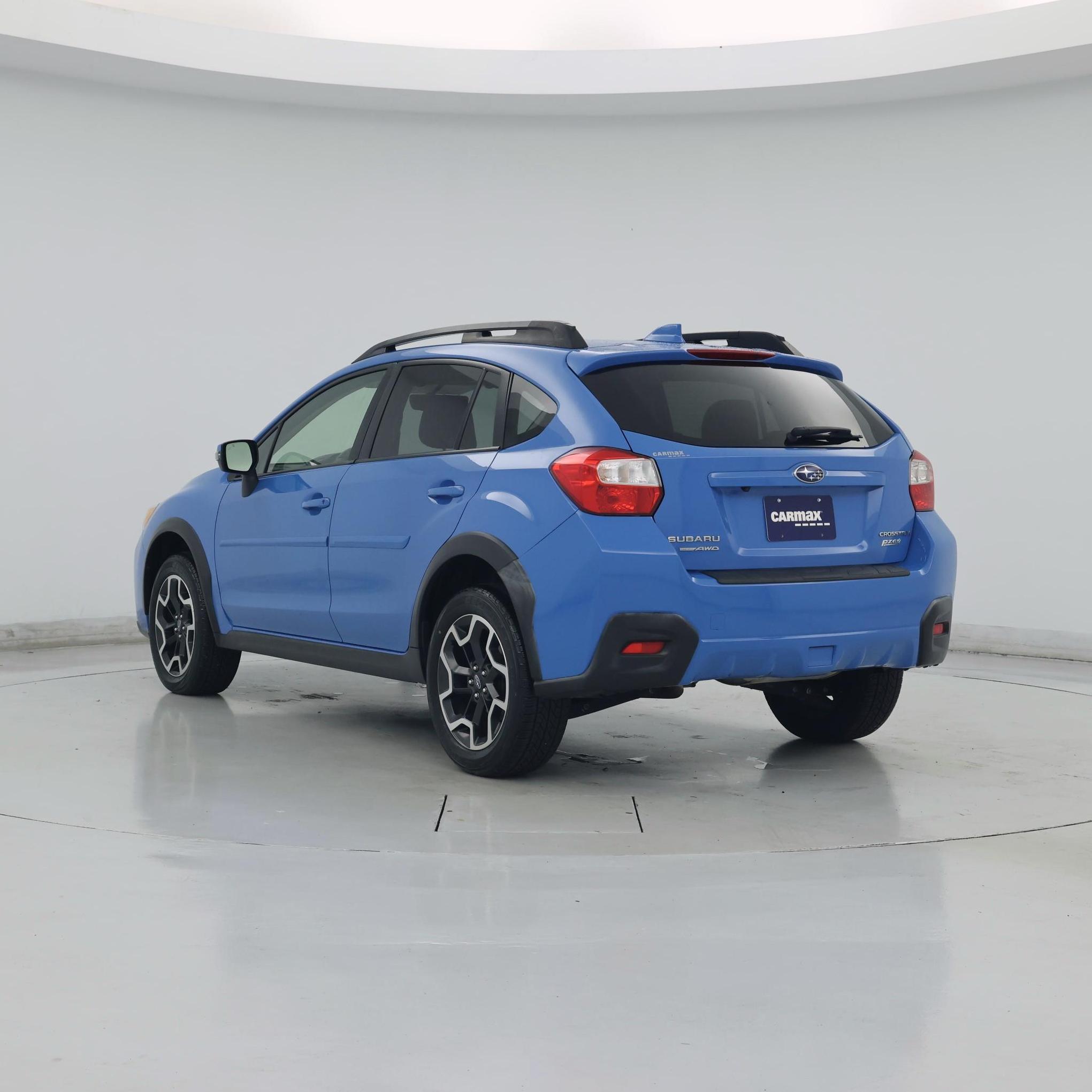 Thumbnail: 2017 Subaru Crosstrek - 2
