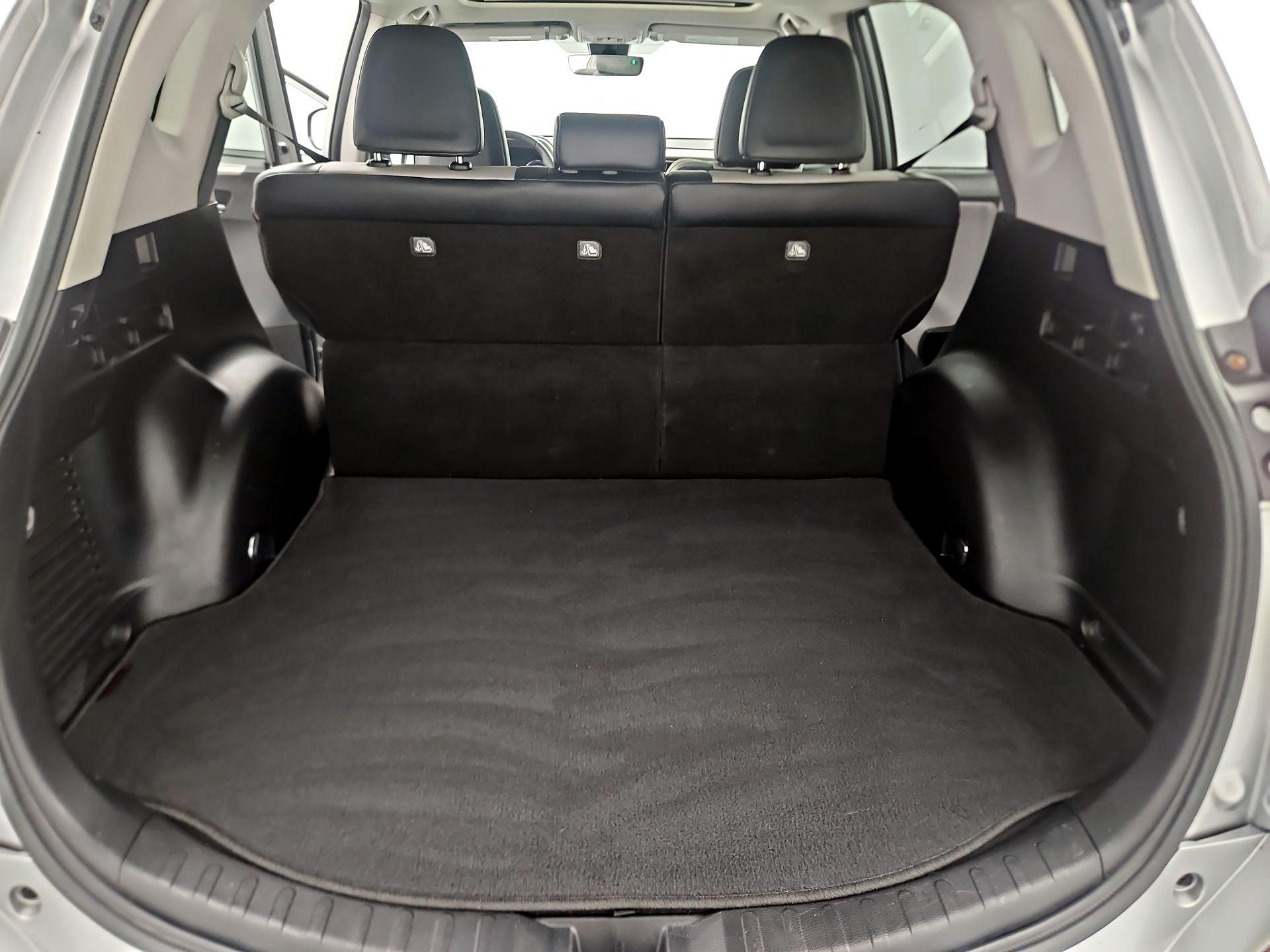 Thumbnail: 2017 Toyota RAV4 - 19