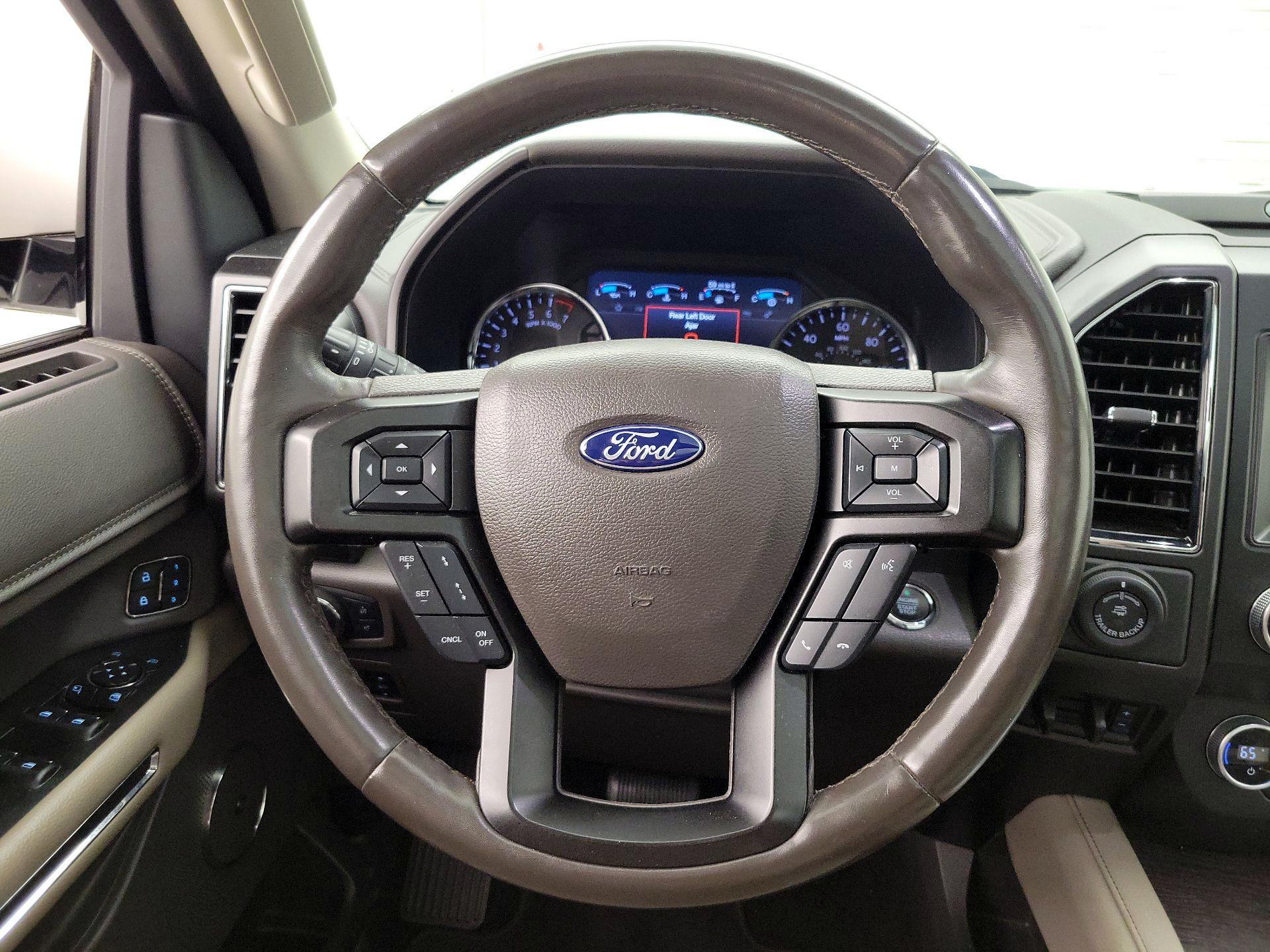 Thumbnail: 2019 Ford Expedition - 10