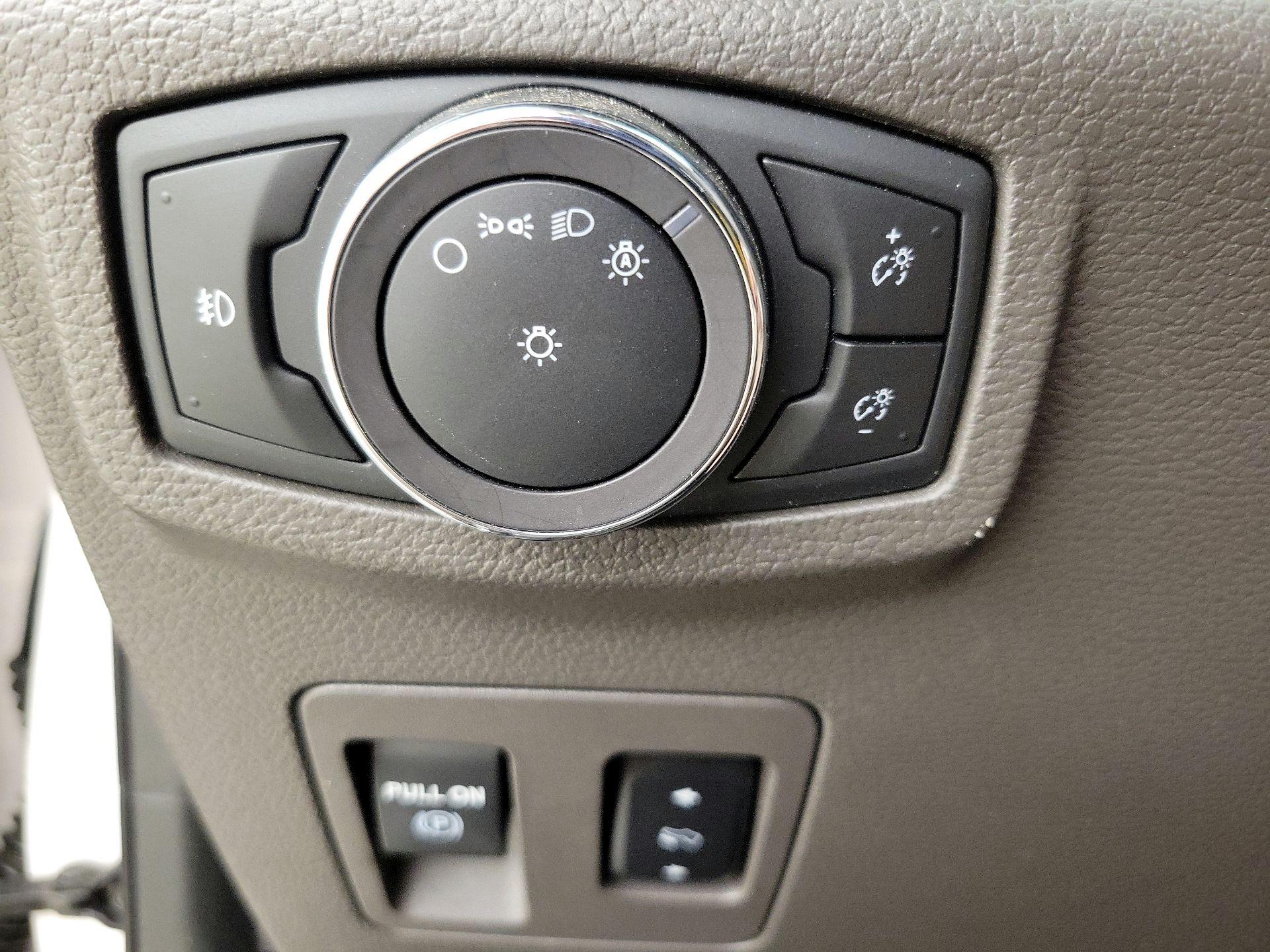 Thumbnail: 2019 Ford Expedition - 13