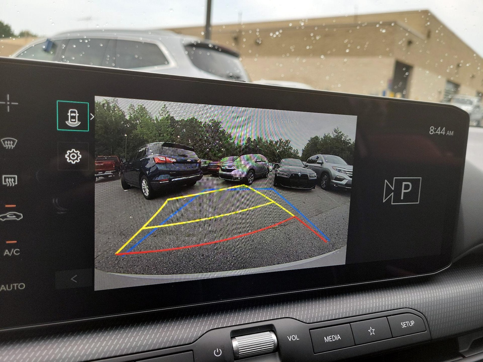 2025 Kia K4 GT-Line - Photo 16