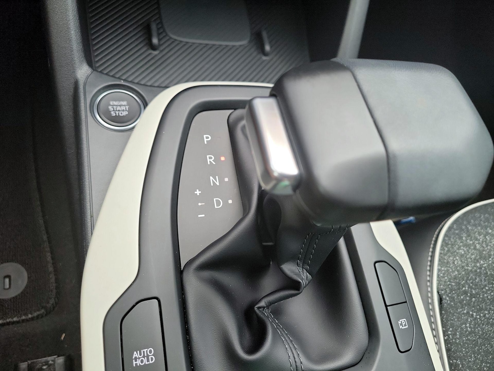 2025 Kia K4 GT-Line - Photo 19