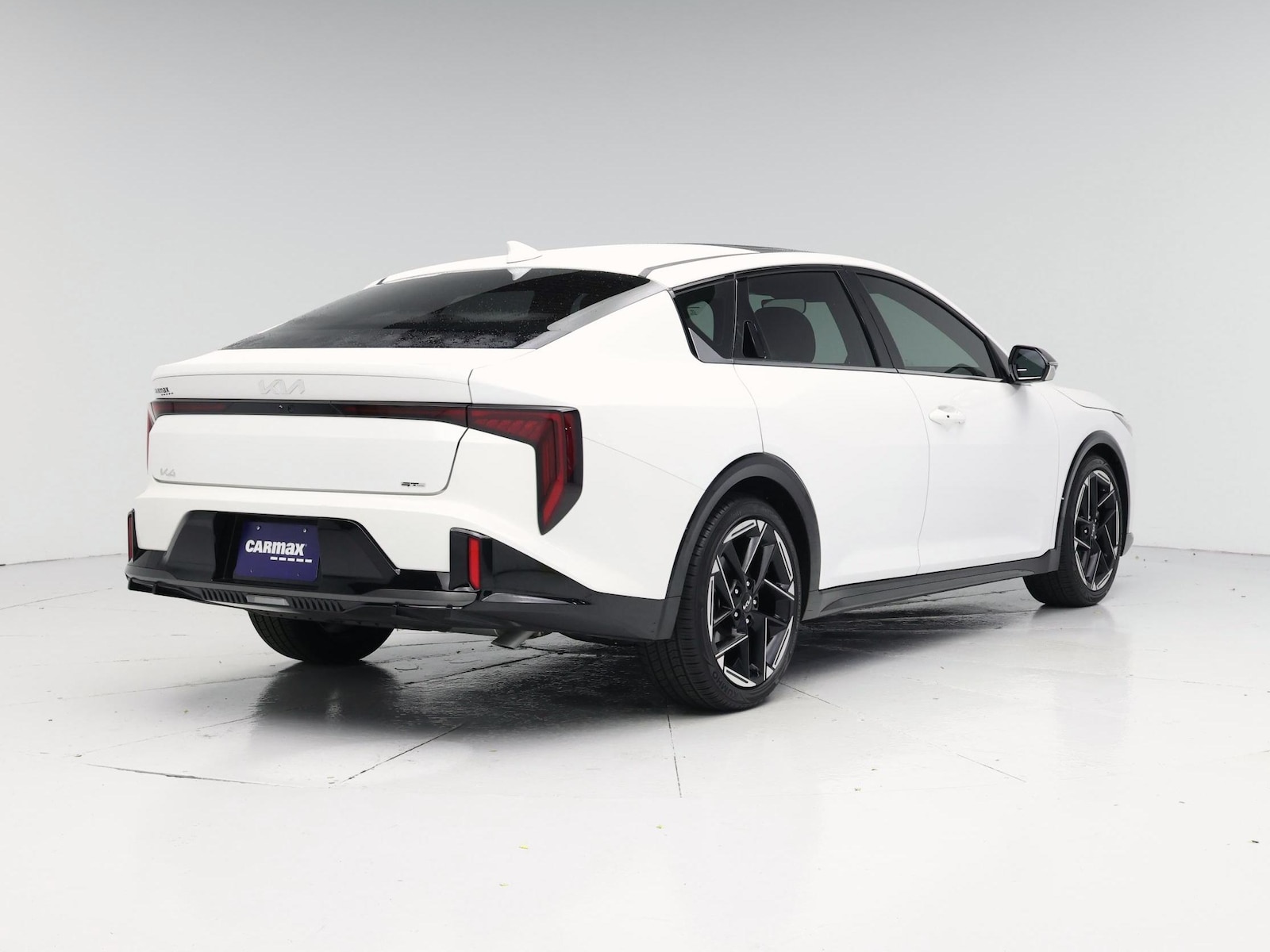 2025 Kia K4 GT-Line - Photo 9