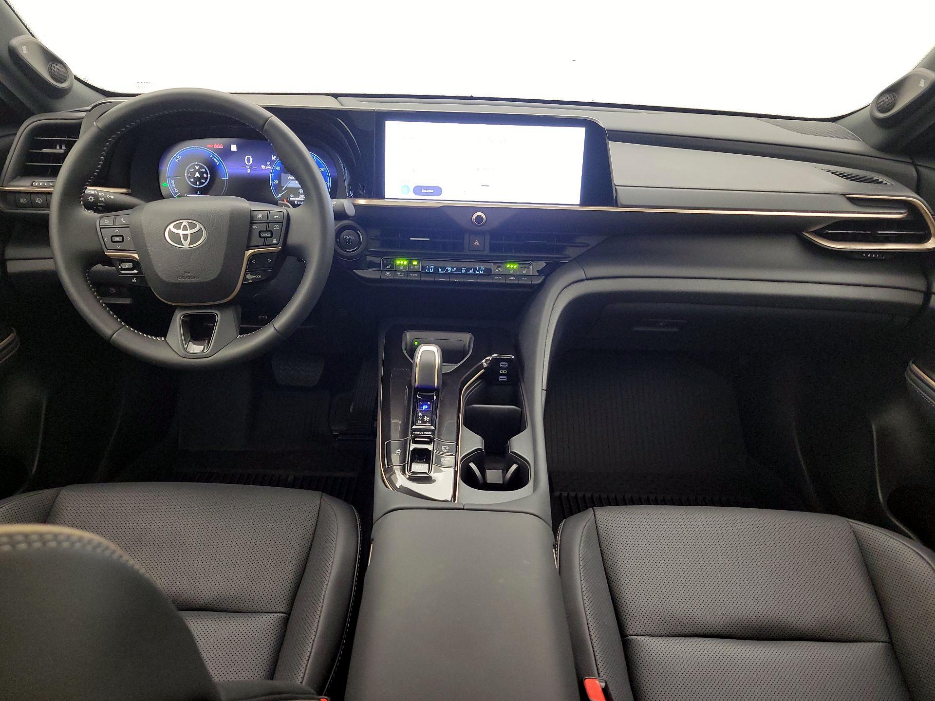 Thumbnail: 2025 Toyota Crown Signia - 9