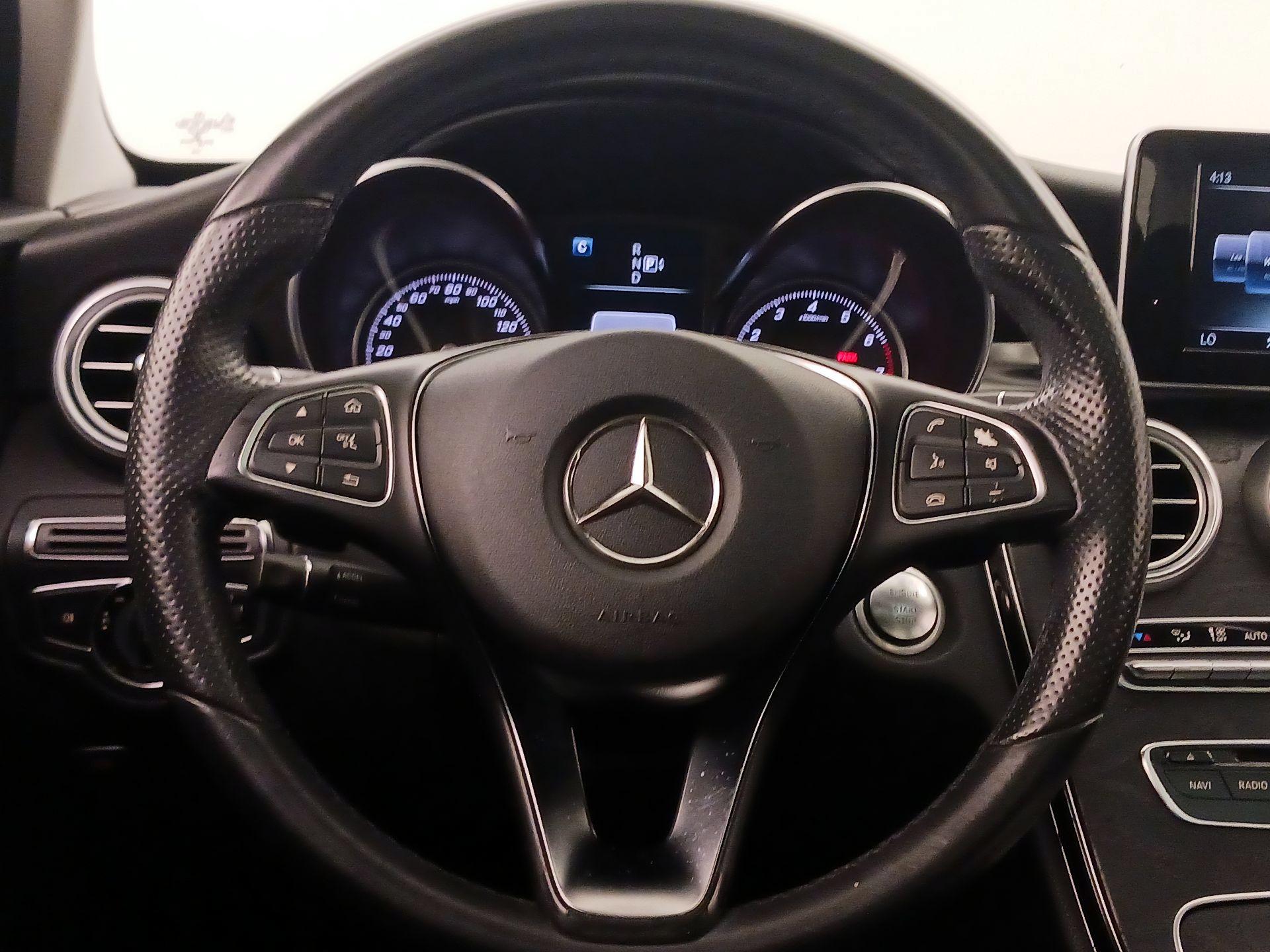 Thumbnail: 2015 Mercedes-Benz C-Class - 10